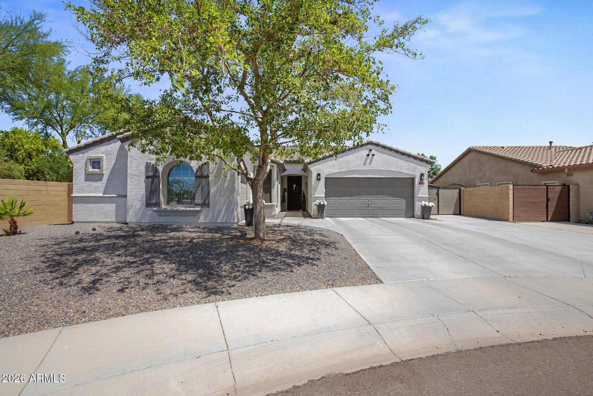 10190 W Patrick Lane — photo 2