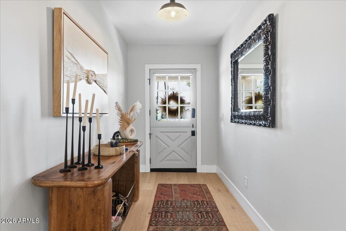 4214 E Turney Avenue — photo 6