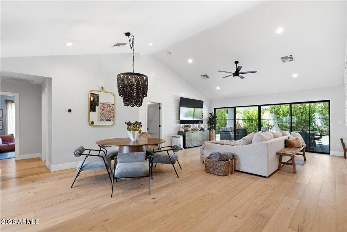 4214 E Turney Avenue — photo 7