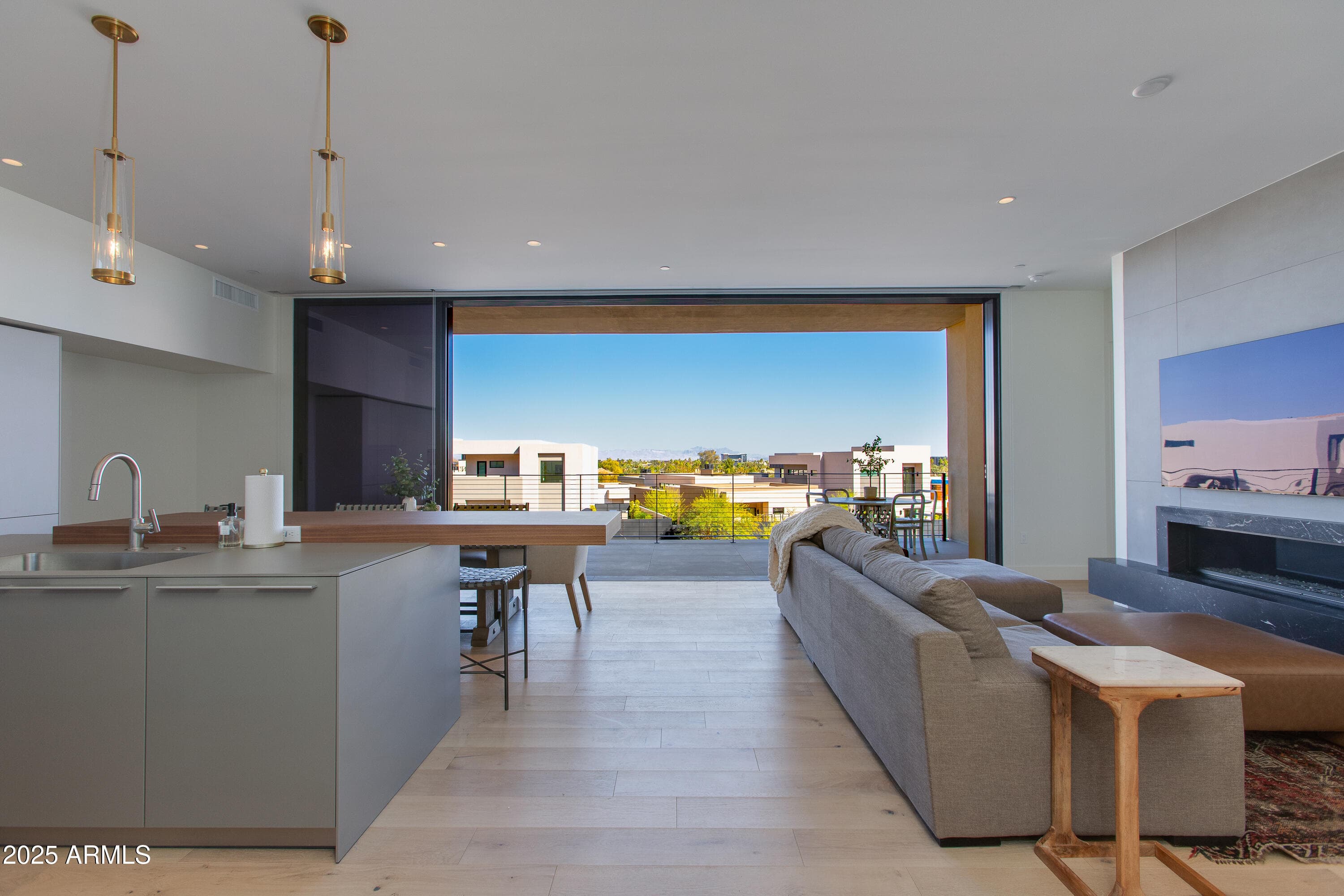 5000 N Camelback Ridge Drive 206 — photo 4