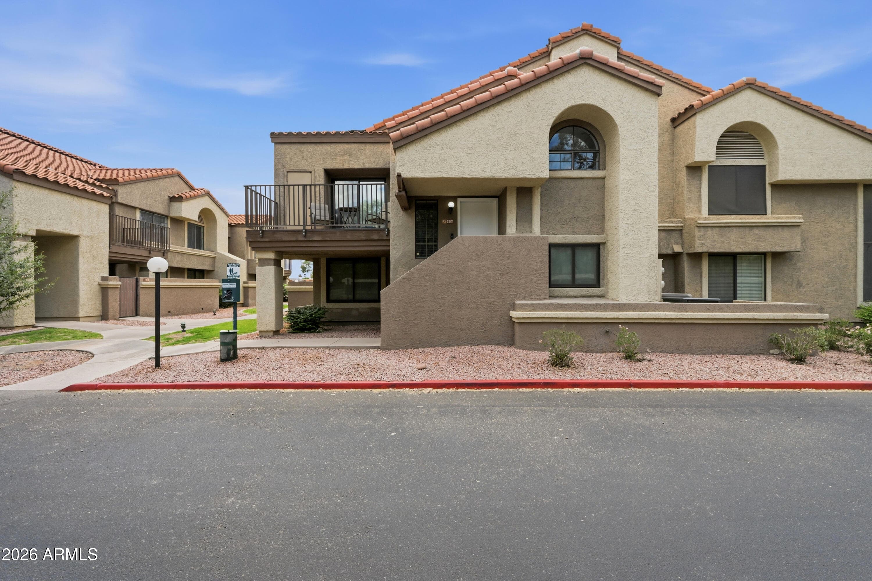 1905 E University Drive 207 — photo 2