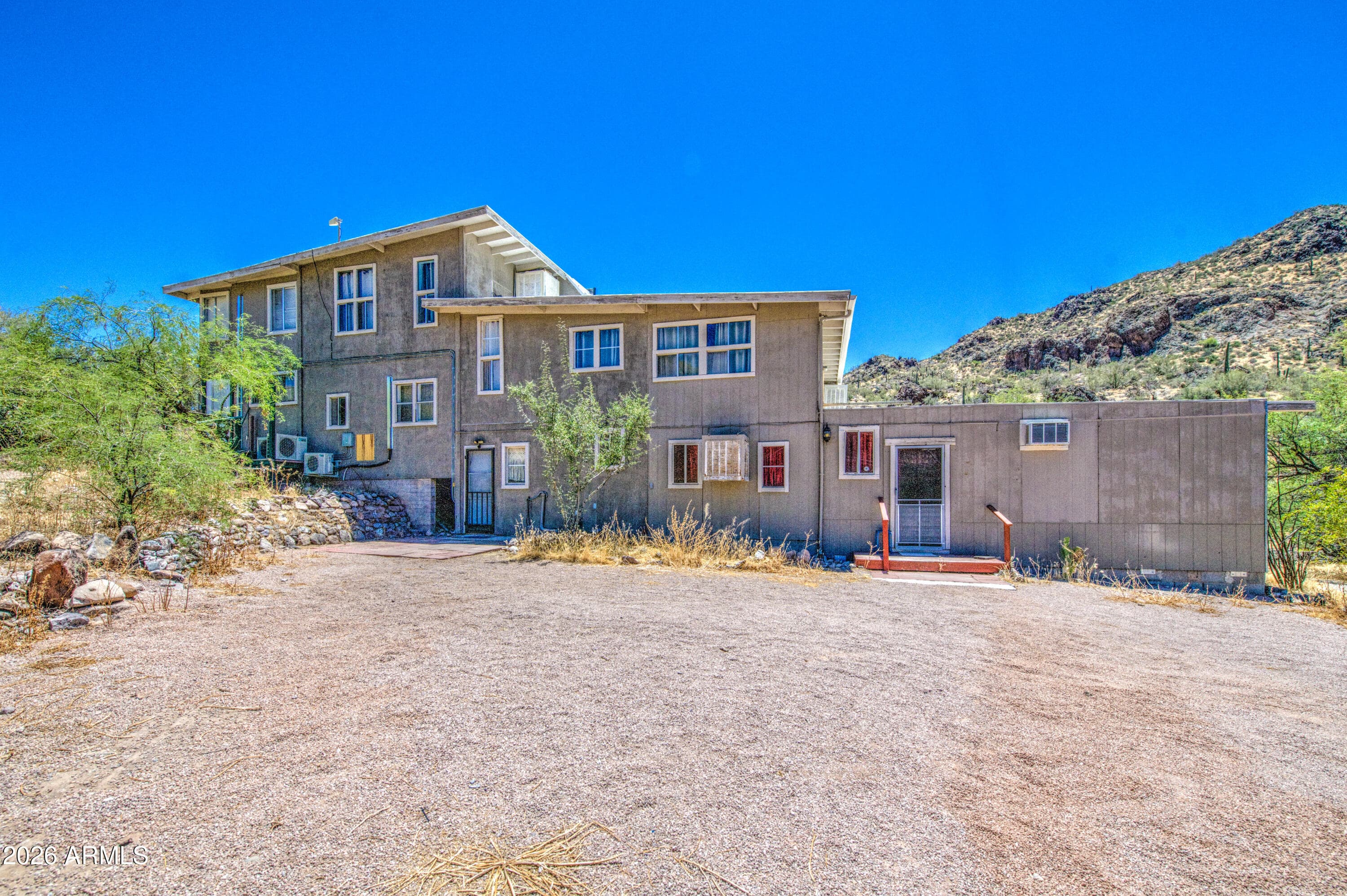 4516 N Elephant Butte Road — photo 2