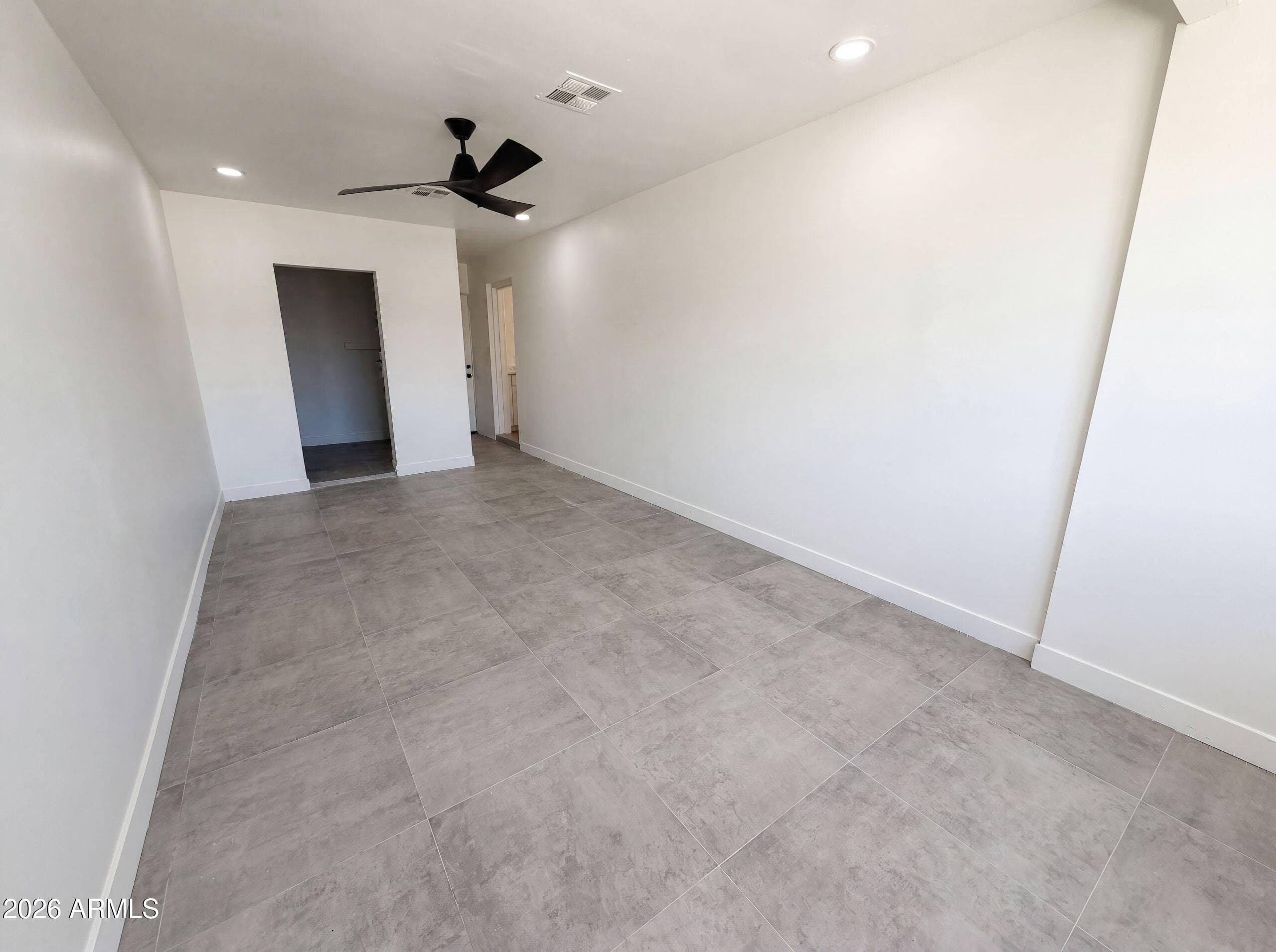 4505 W Clarendon Avenue — photo 8