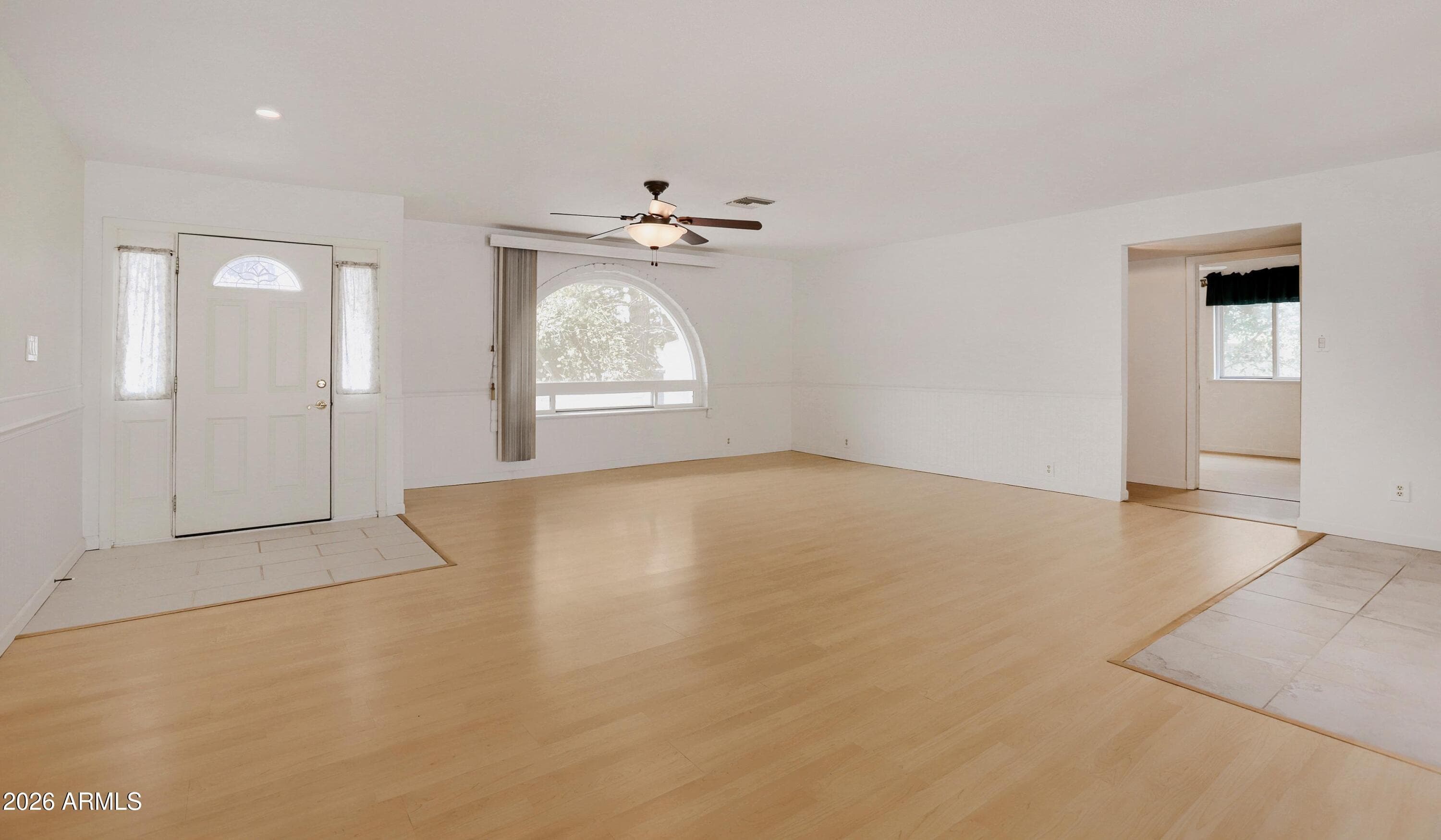 856 E Paradise Lane — photo 8