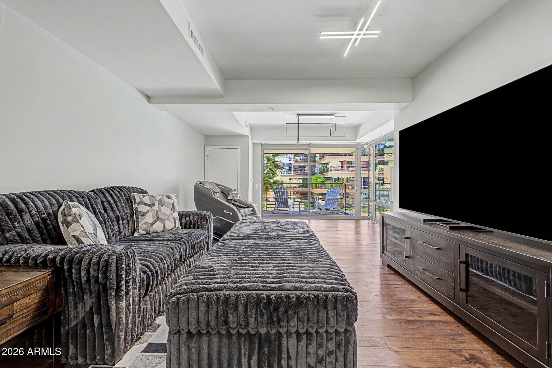 7127 E Rancho Vista Drive 3009 — photo 3