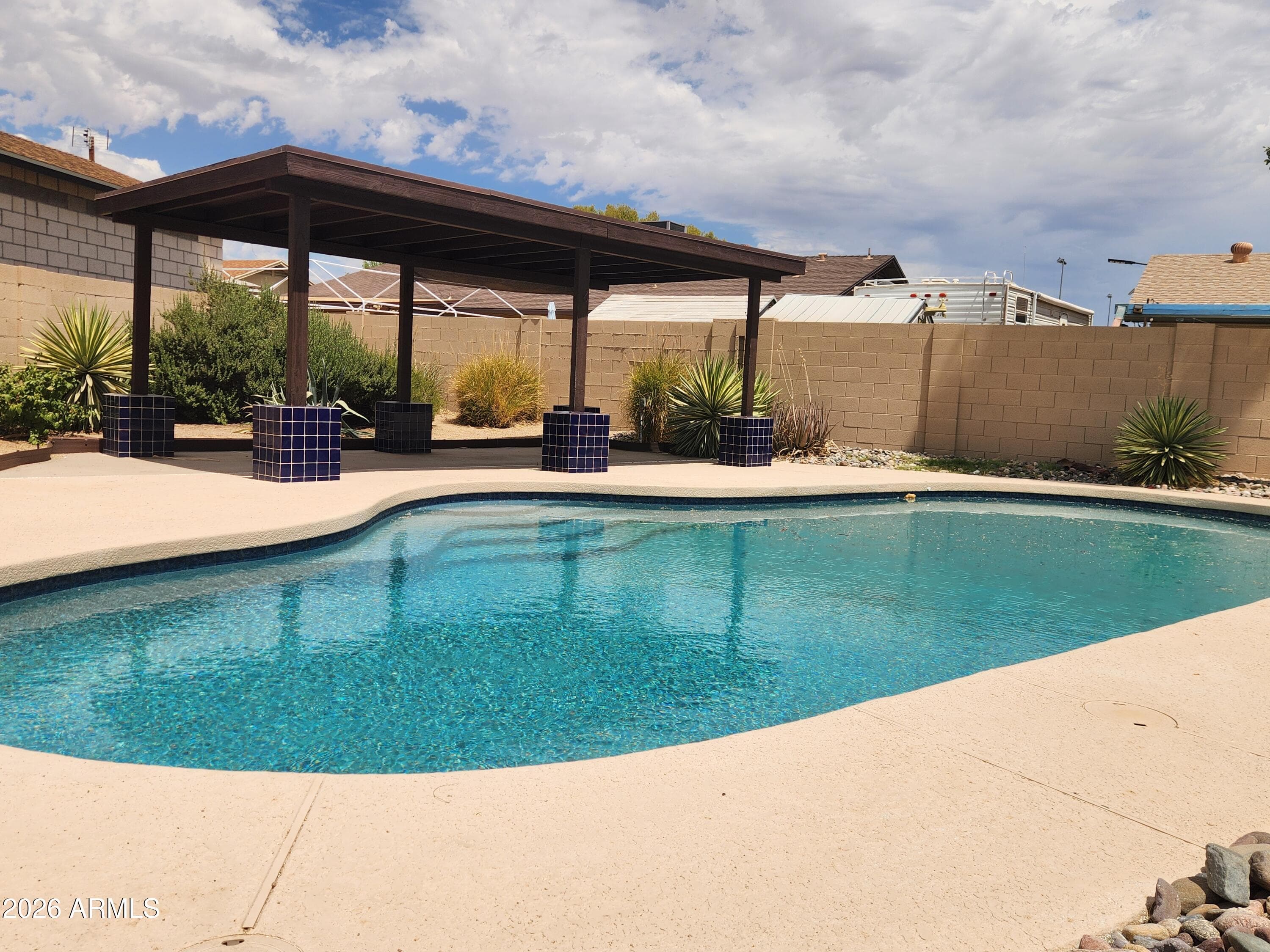 1722 W Saint Moritz Lane — photo 3