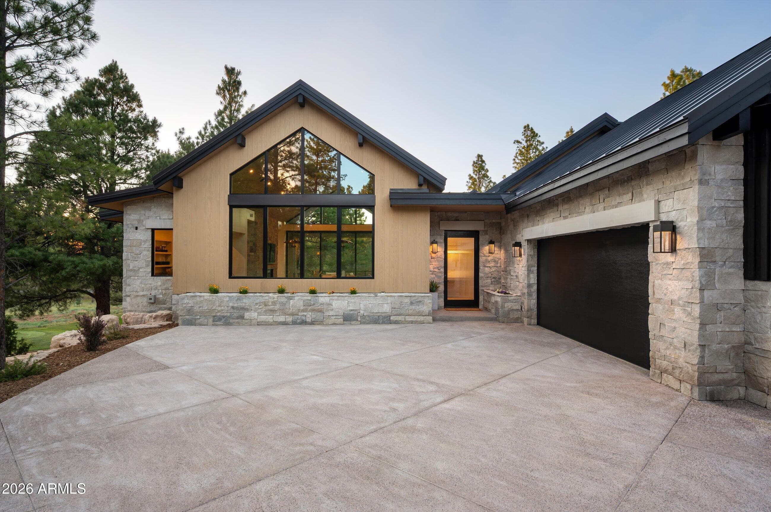 2911 S Solitaires Canyon Drive — photo 7