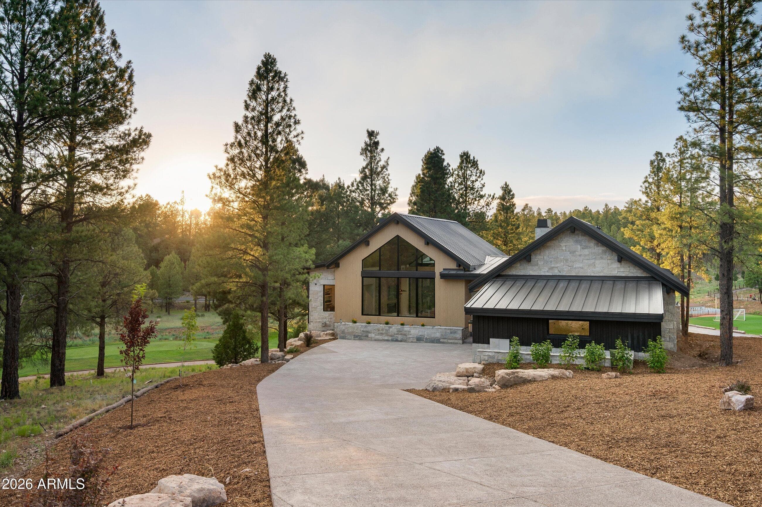 2911 S Solitaires Canyon Drive — photo 5
