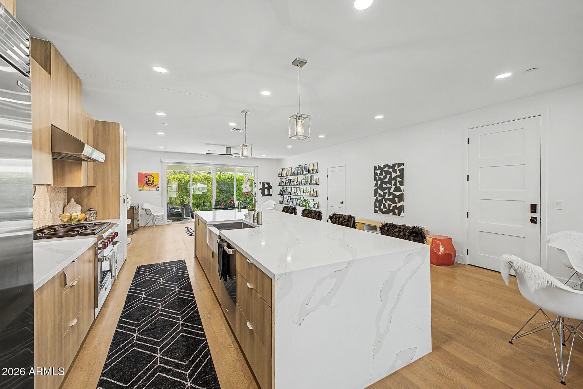 6736 E 1st Avenue — photo 8