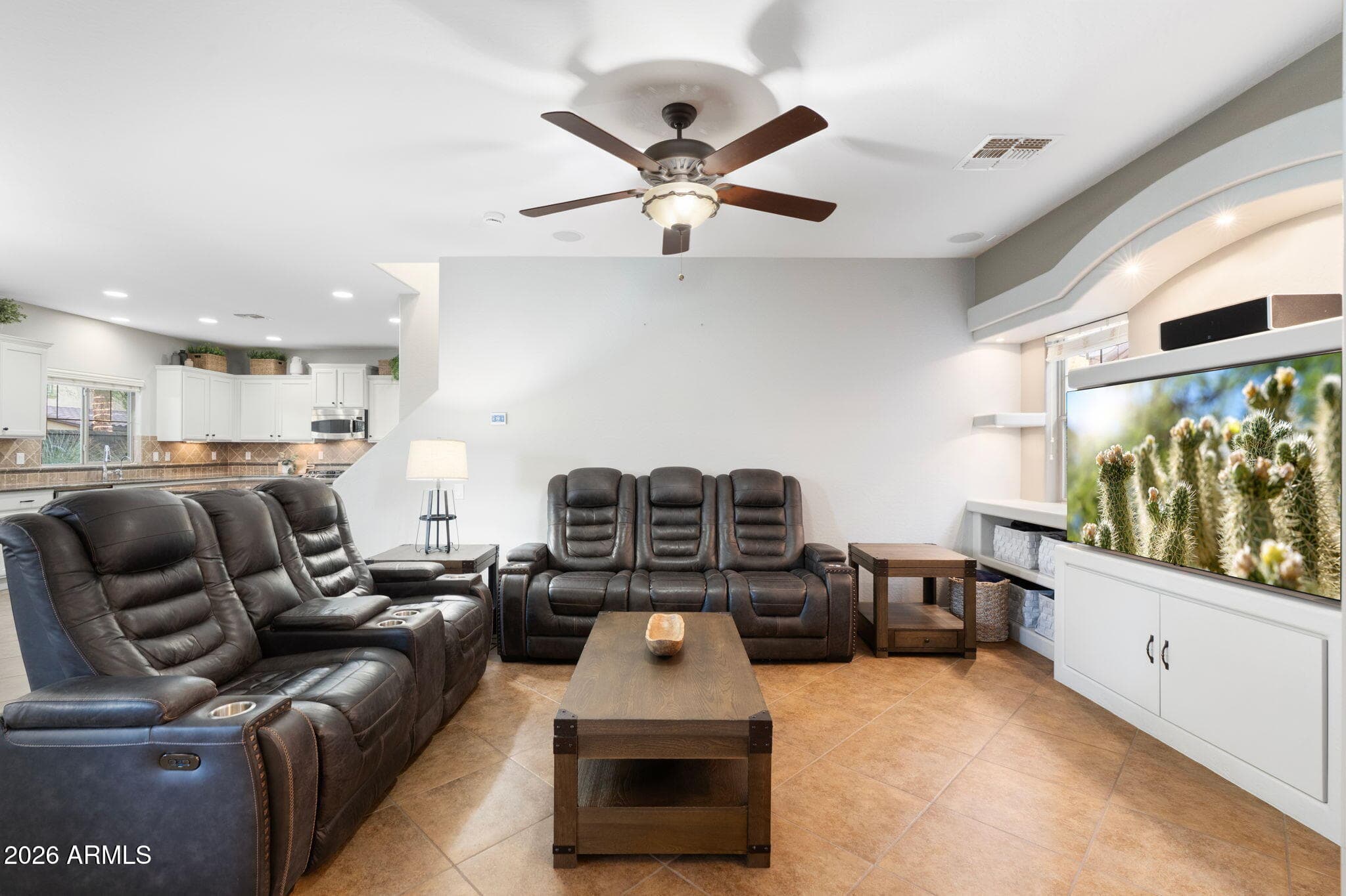 3965 E Melinda Drive — photo 3