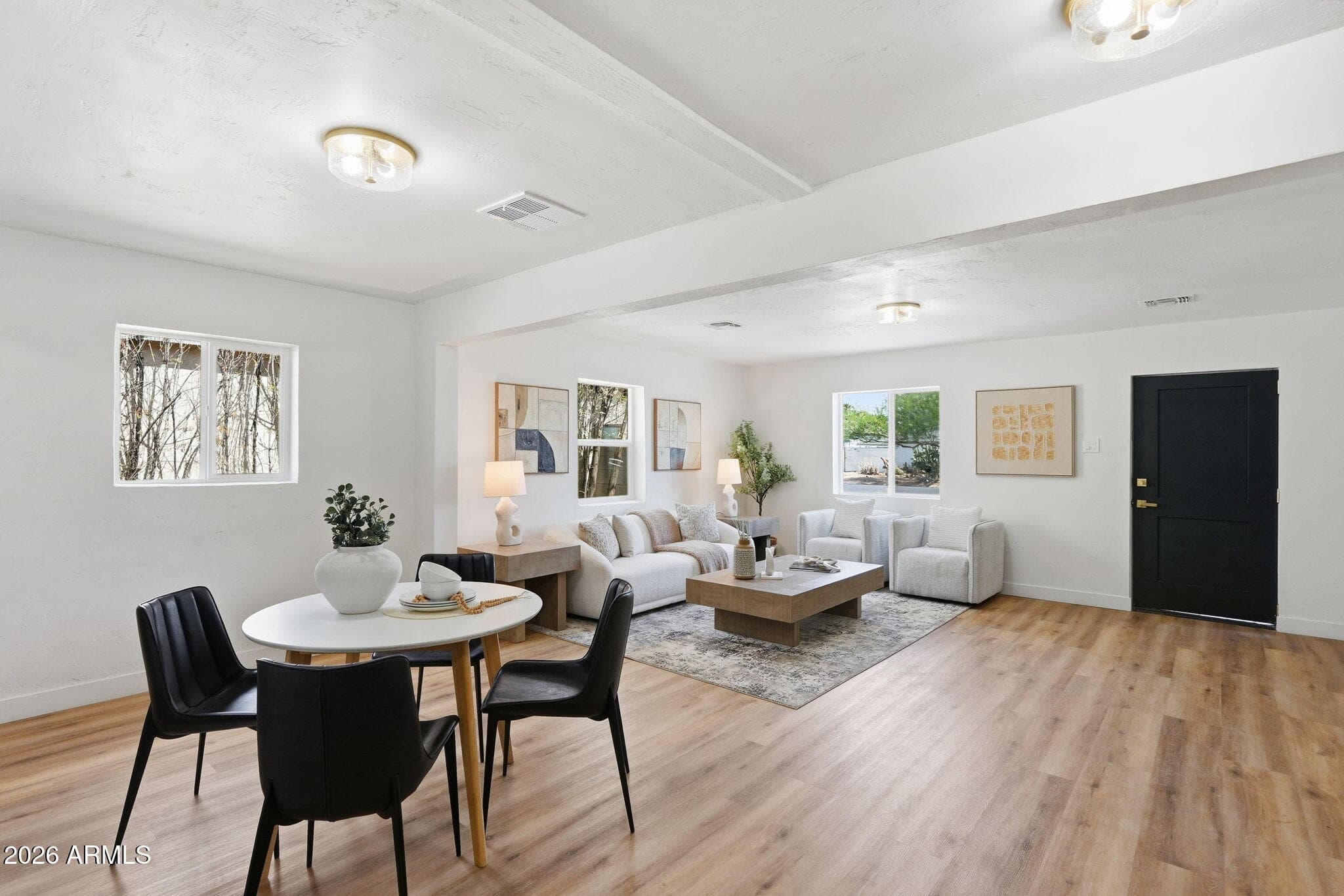 1006 E Weldon Avenue — photo 3