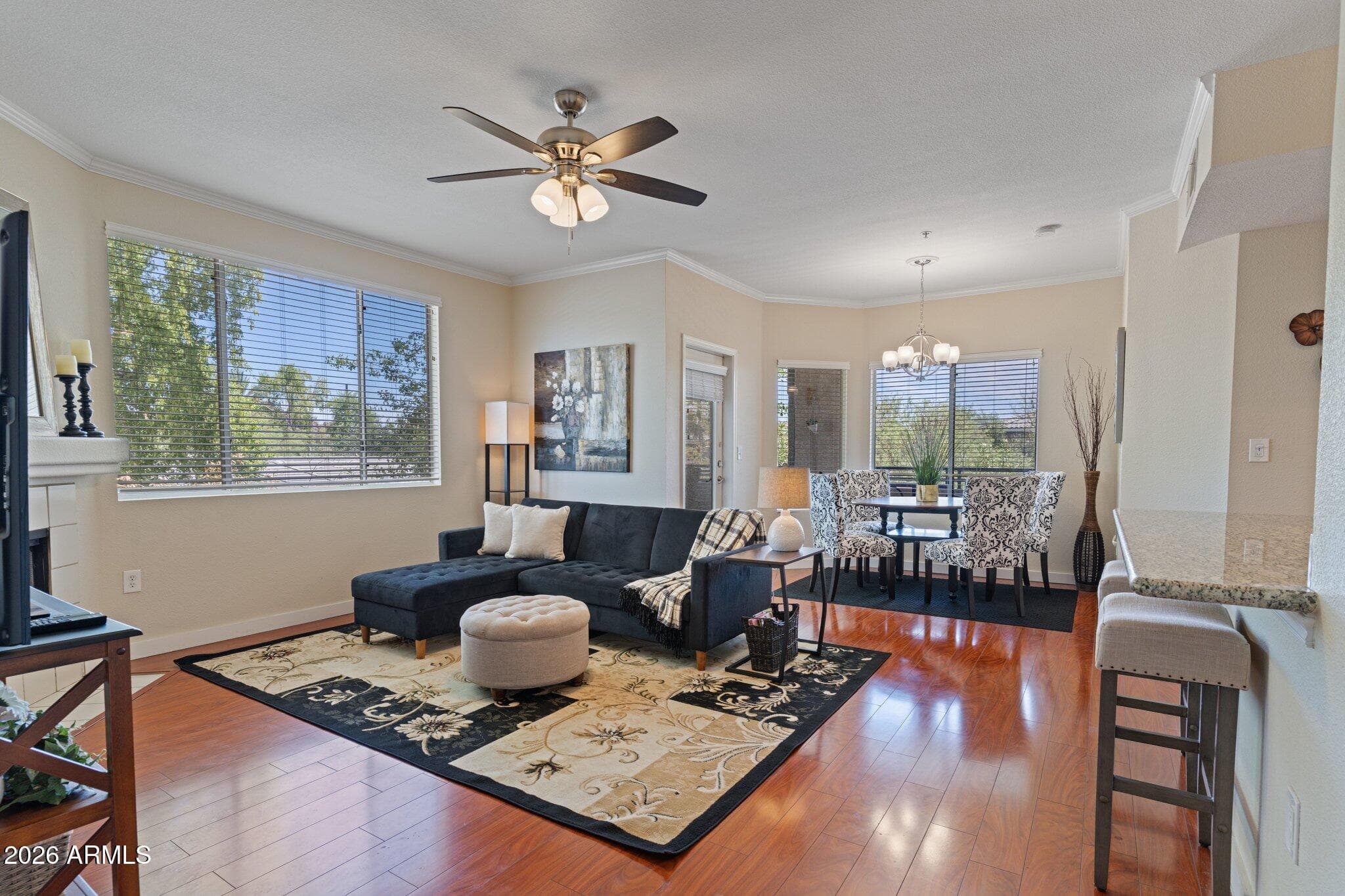 5345 E Van Buren Street 309 — photo 2