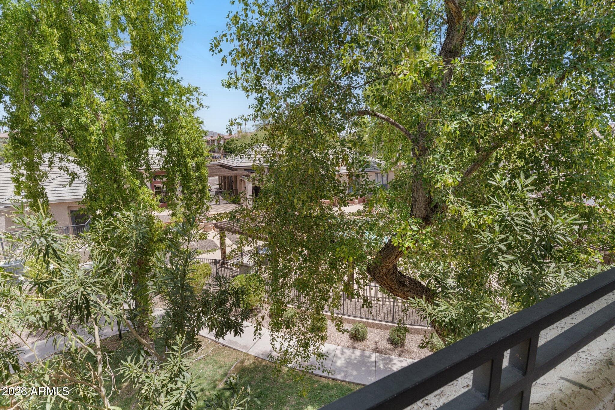 5345 E Van Buren Street 309 — photo 4