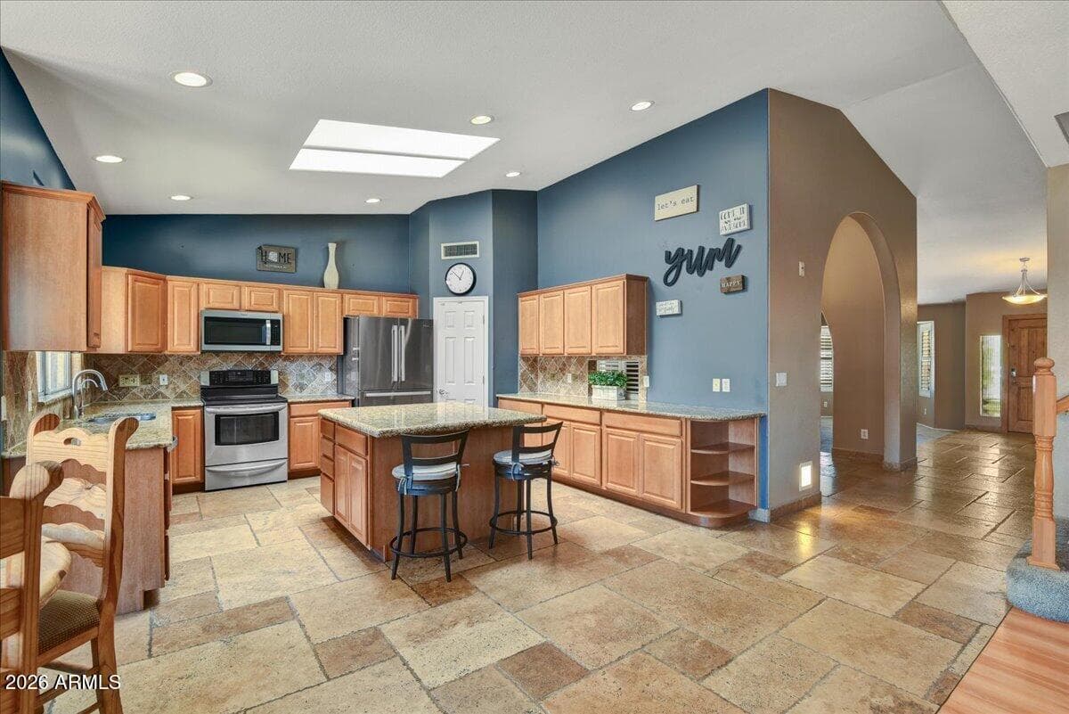 5639 E Kings Avenue — photo 3