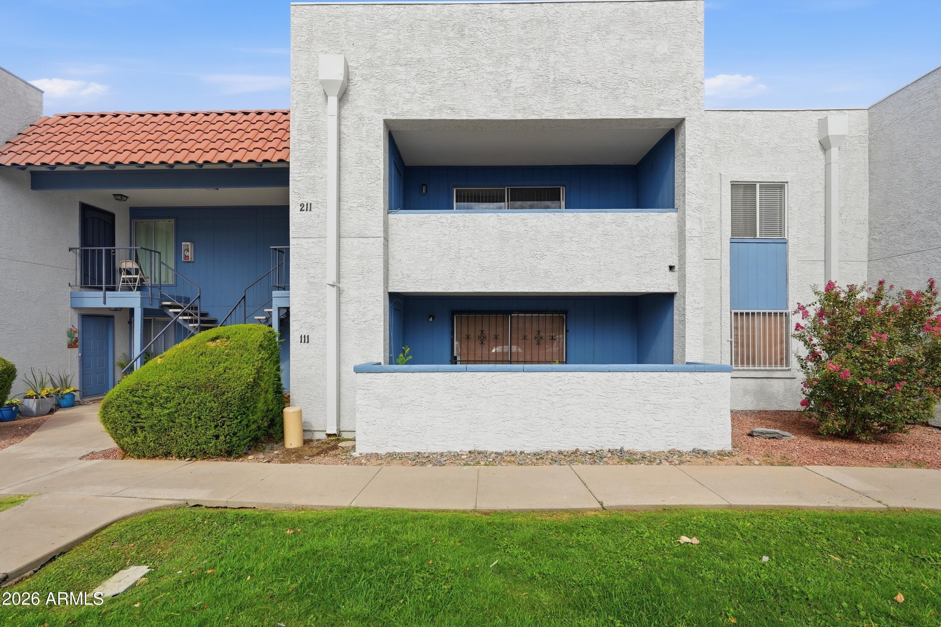 4608 W Maryland Avenue 211 — photo 3
