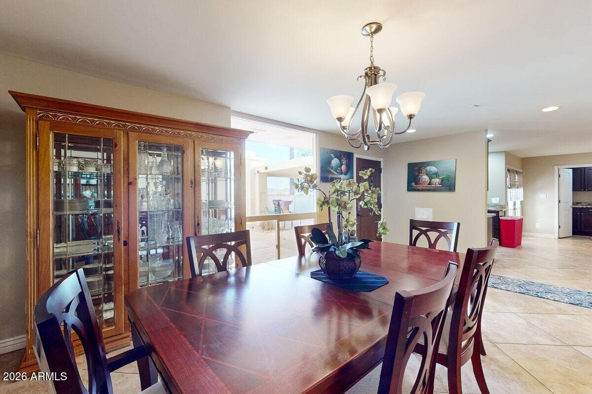 8757 E Monterosa Avenue — photo 2