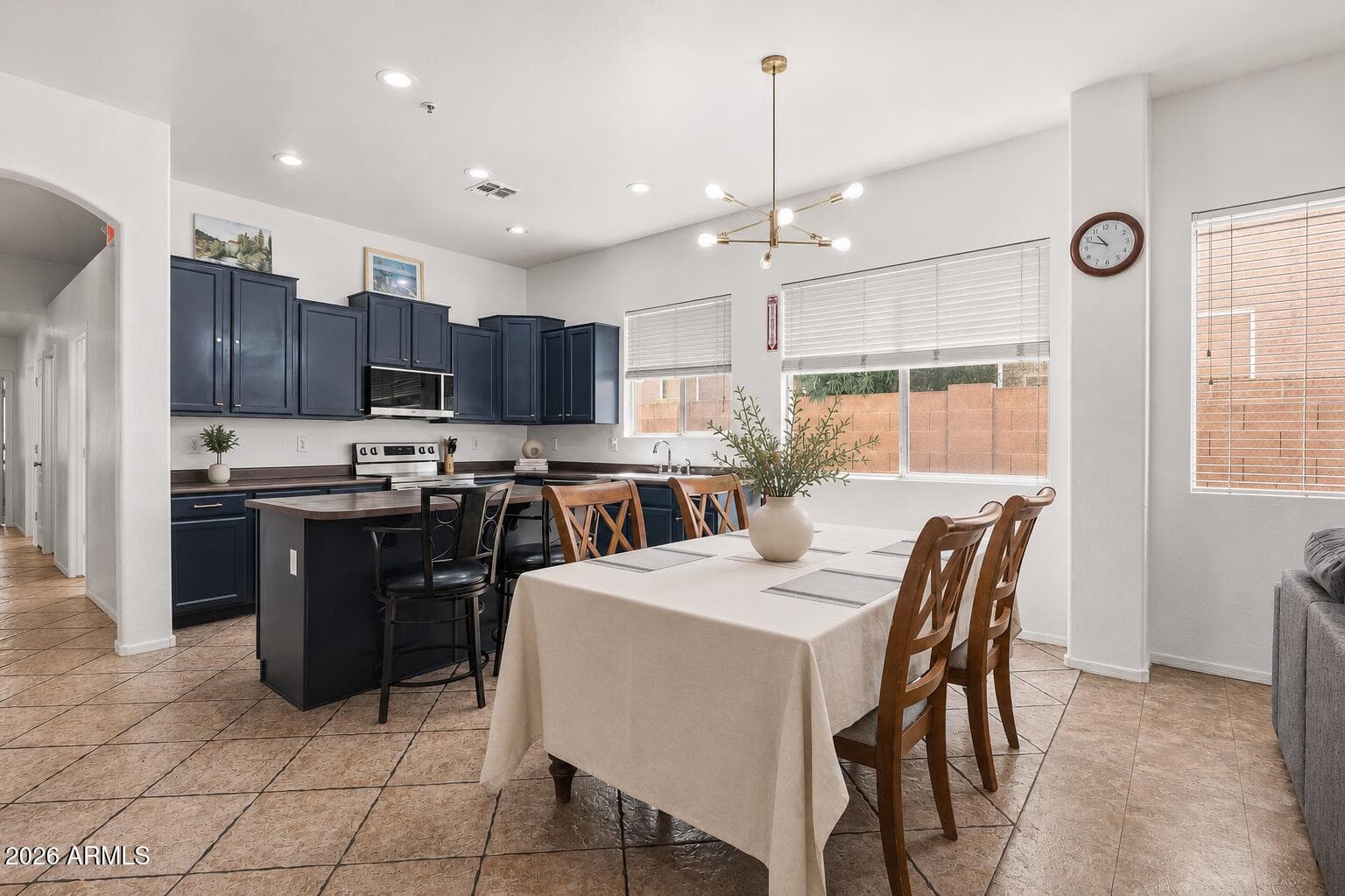 3583 E Wildhorse Drive — photo 3