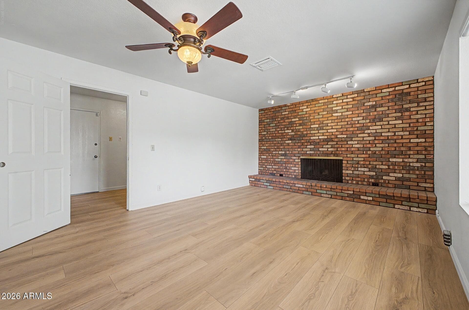 1407 E Gemini Drive — photo 7