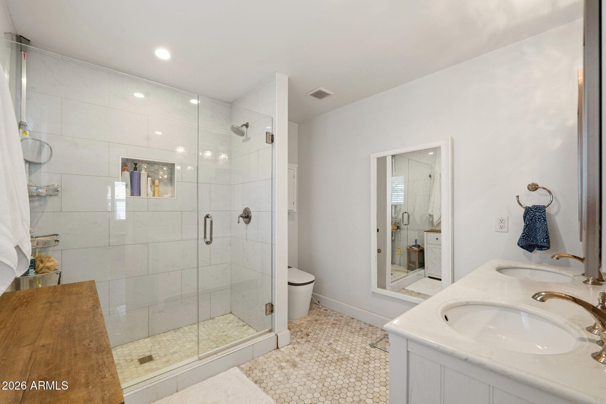 4628 E Windsor Avenue — photo 8
