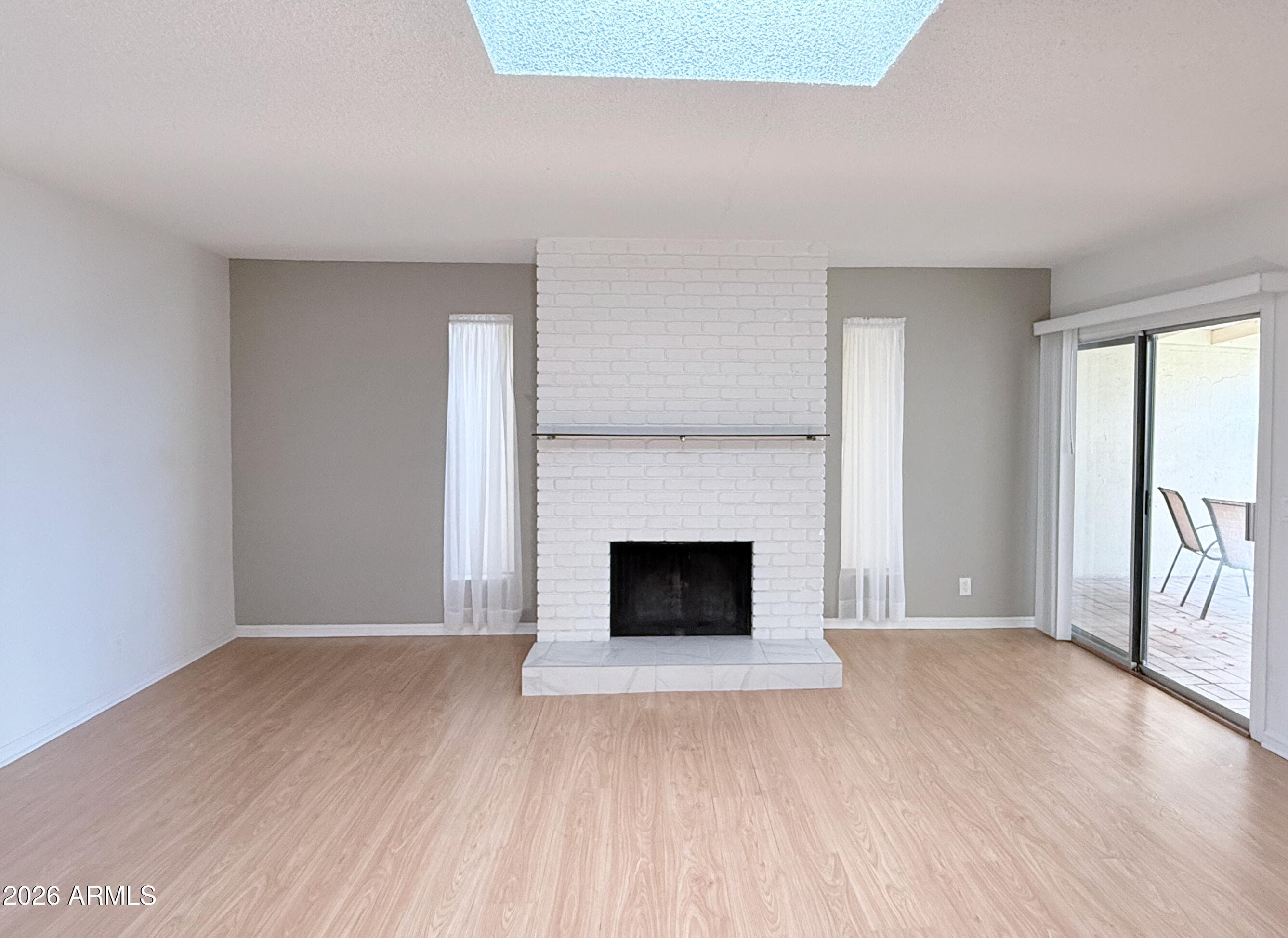 312 W Laguna Drive — photo 4