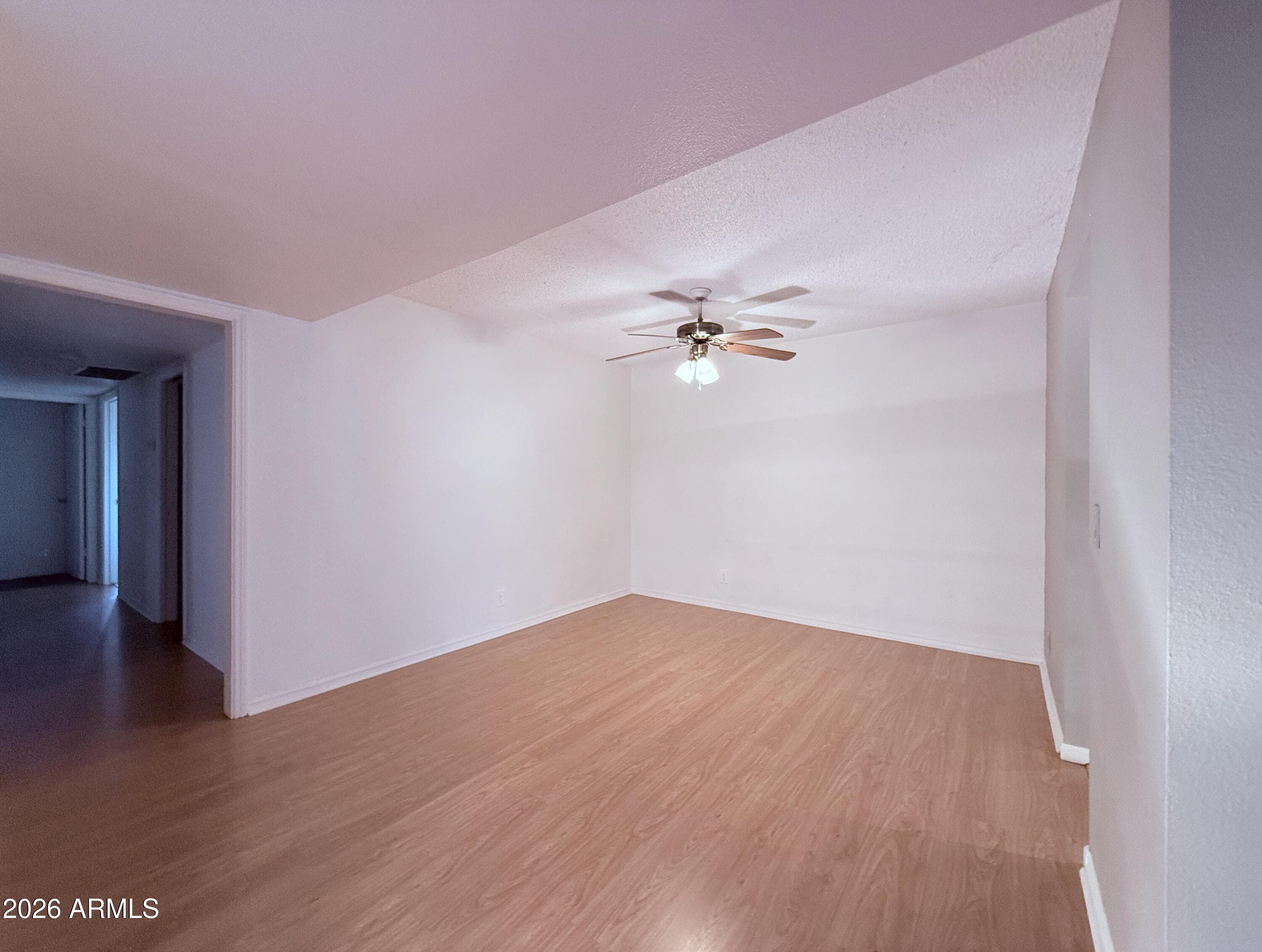 312 W Laguna Drive — photo 6