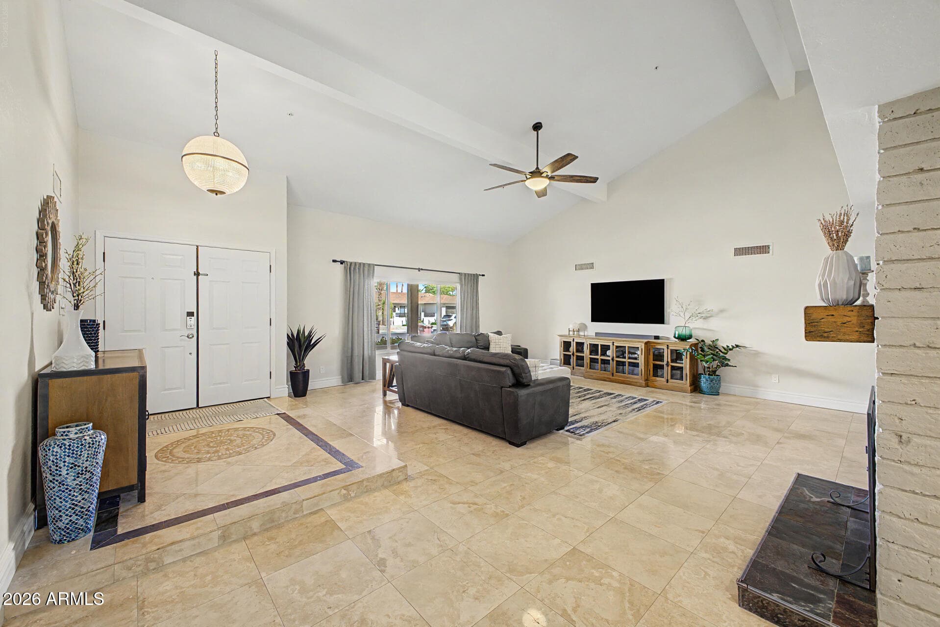 7062 N Via De Los Ninos — photo 8
