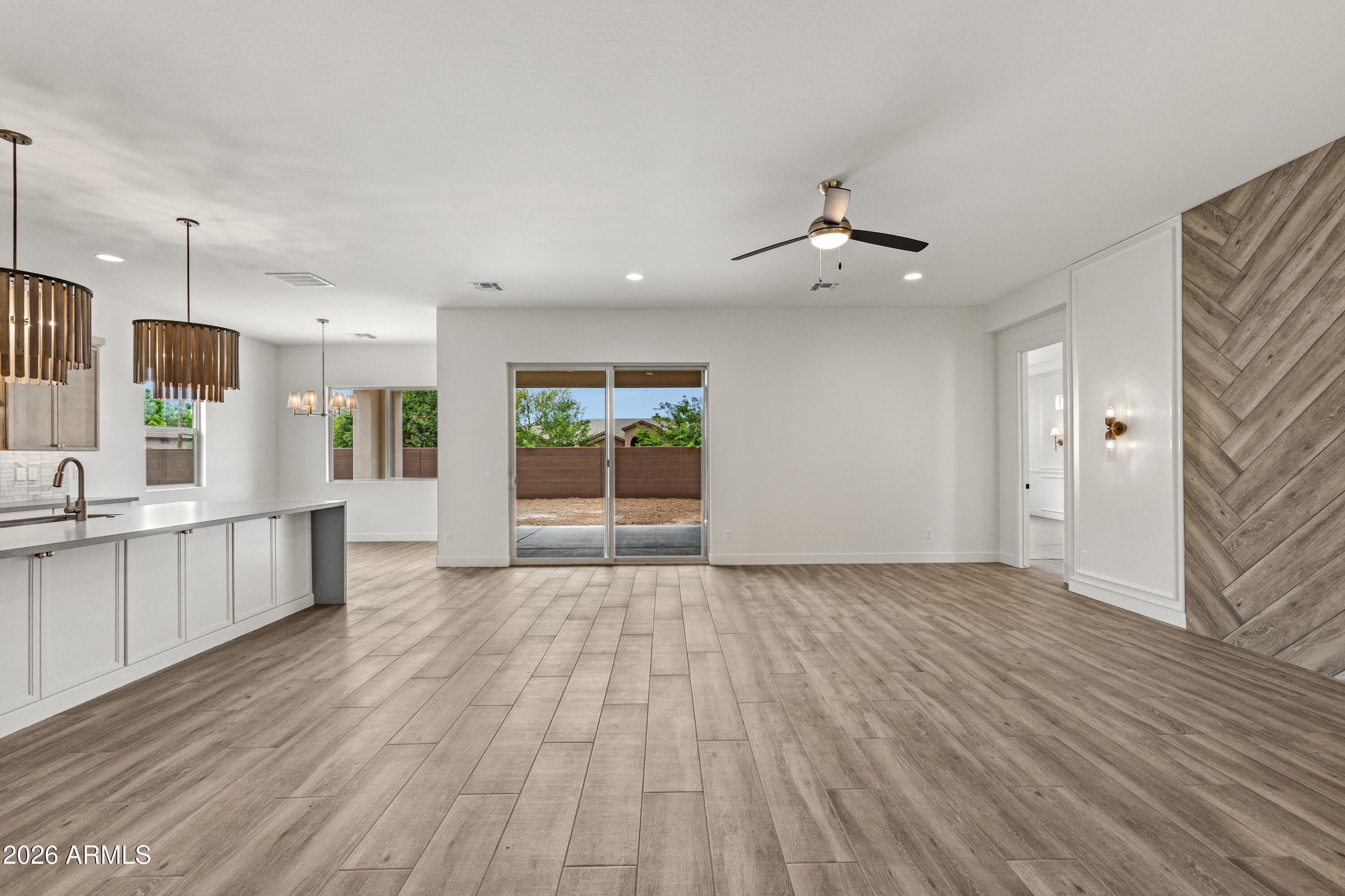 7331 W Lisbon Lane — photo 7