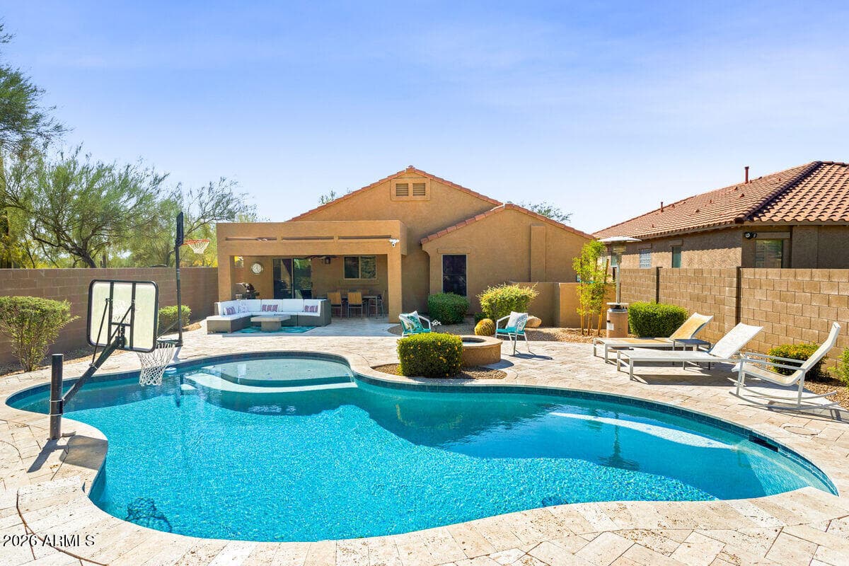 4320 E Vista Bonita Drive