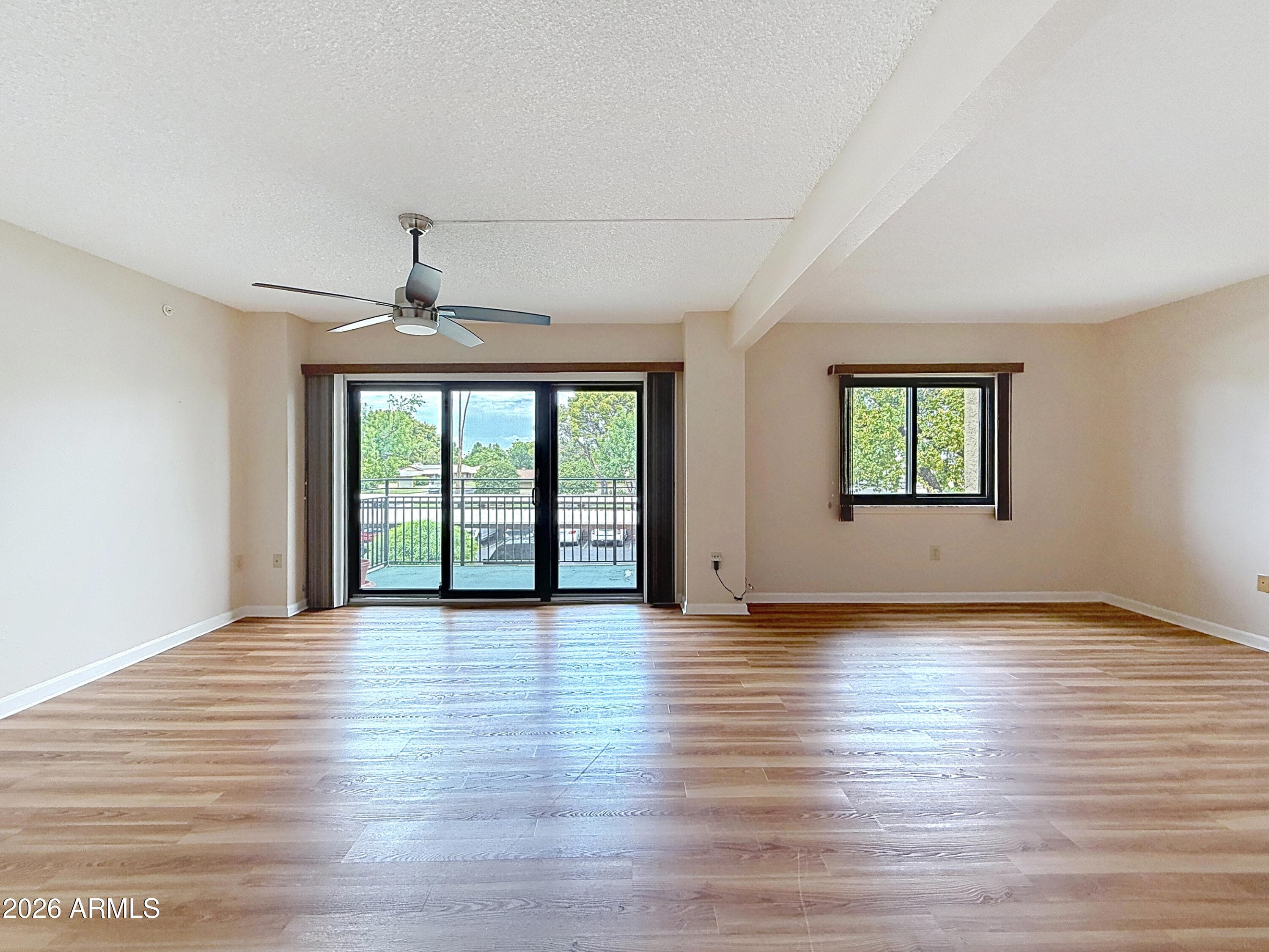 10330 W Thunderbird Boulevard C222 — photo 3