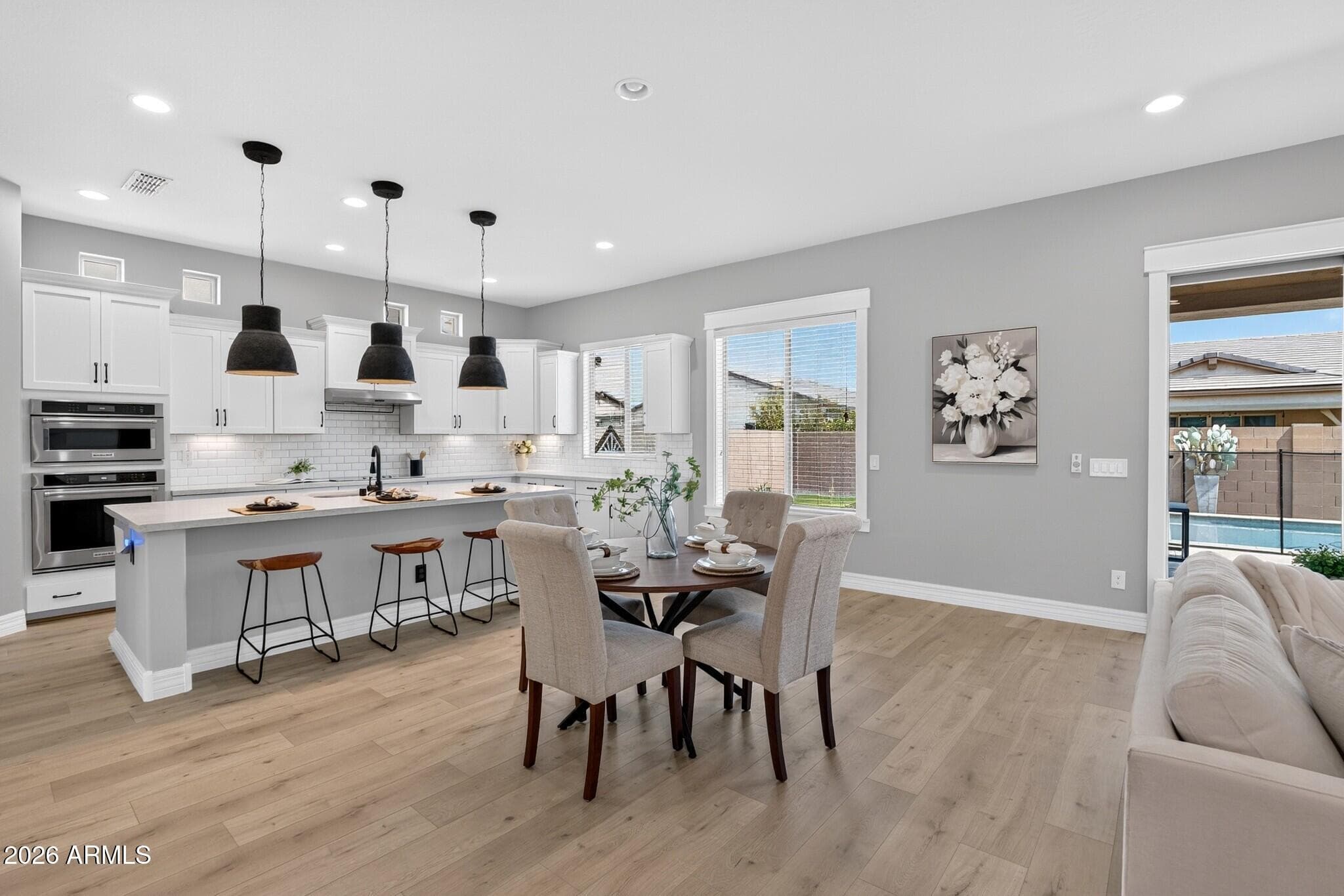 992 E Parkview Drive — photo 8