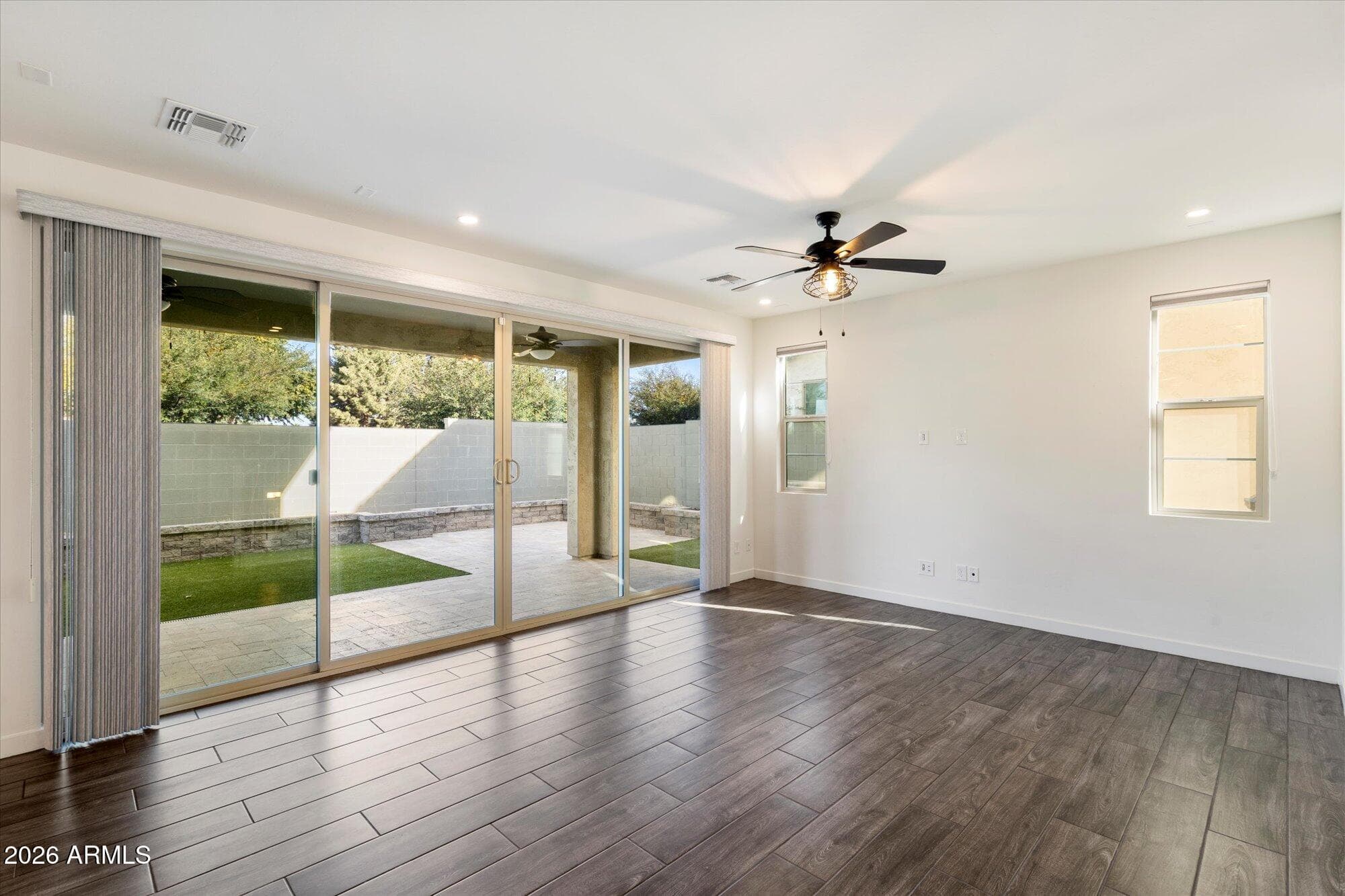 1288 E Derringer Way — photo 2