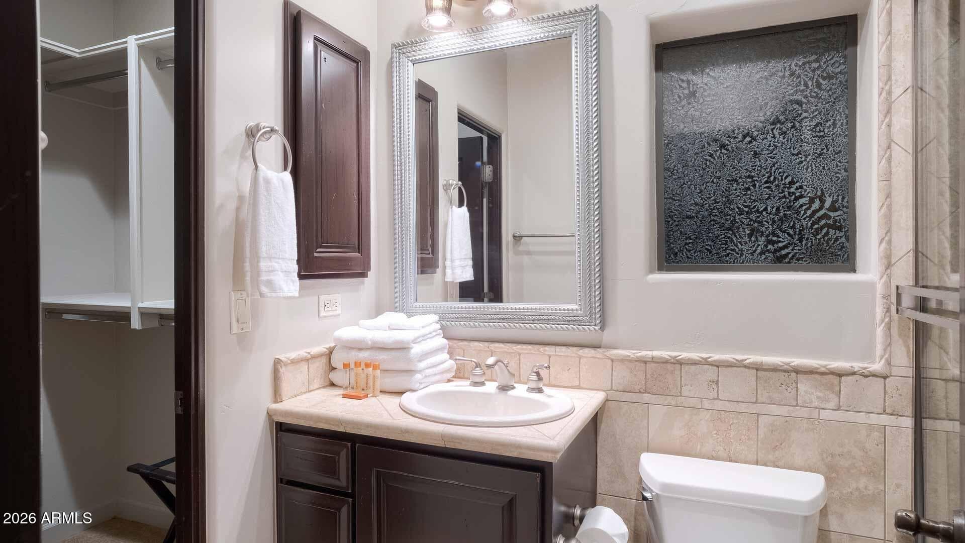 6920 E Hummingbird Lane — photo 3
