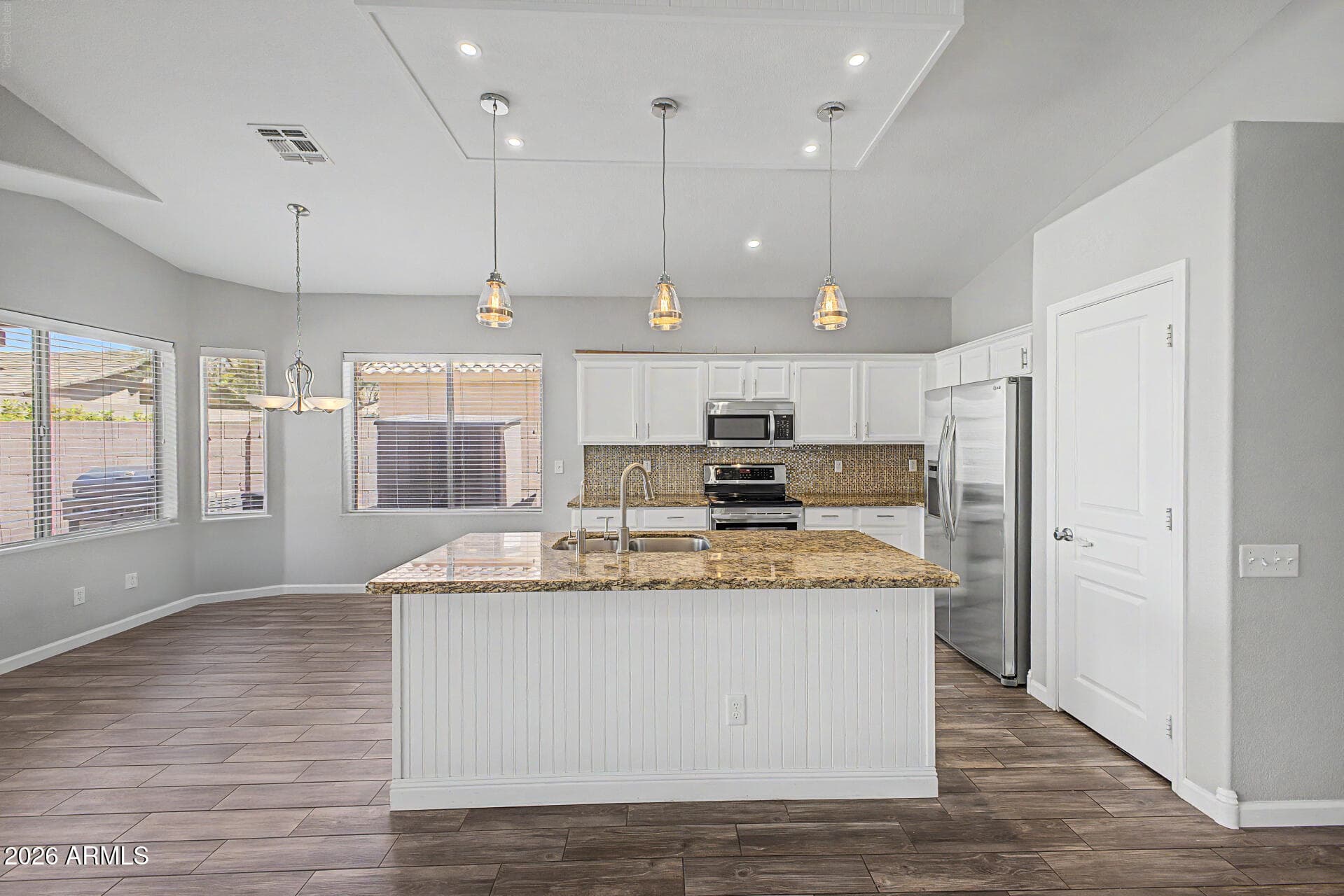 2428 E Cielo Grande Avenue — photo 8