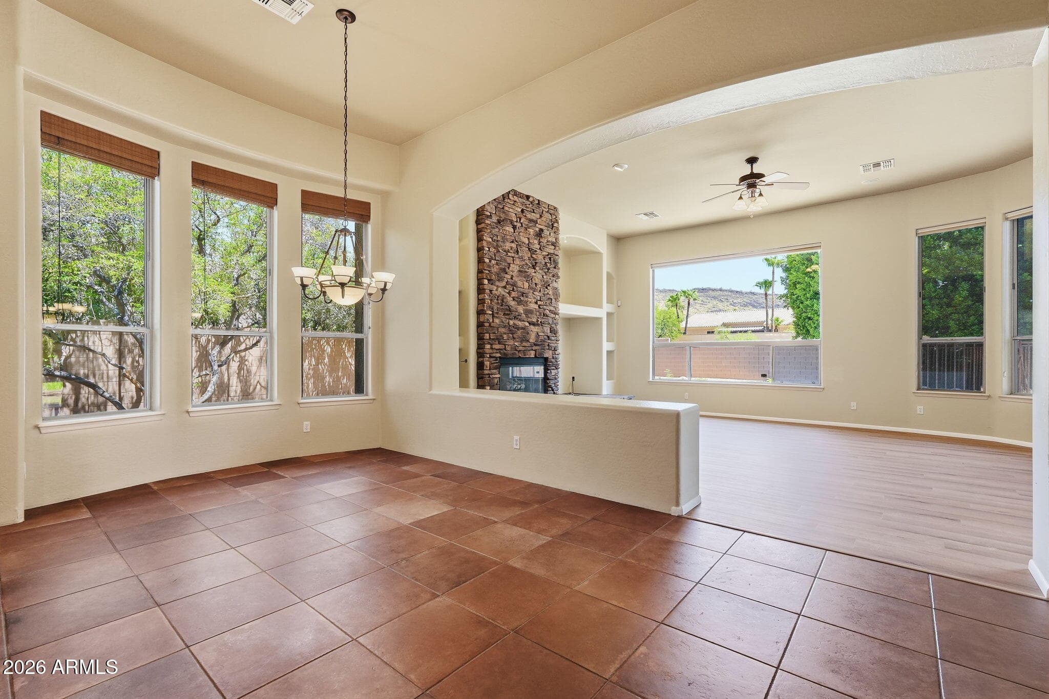 25801 N Lawler Loop — photo 8