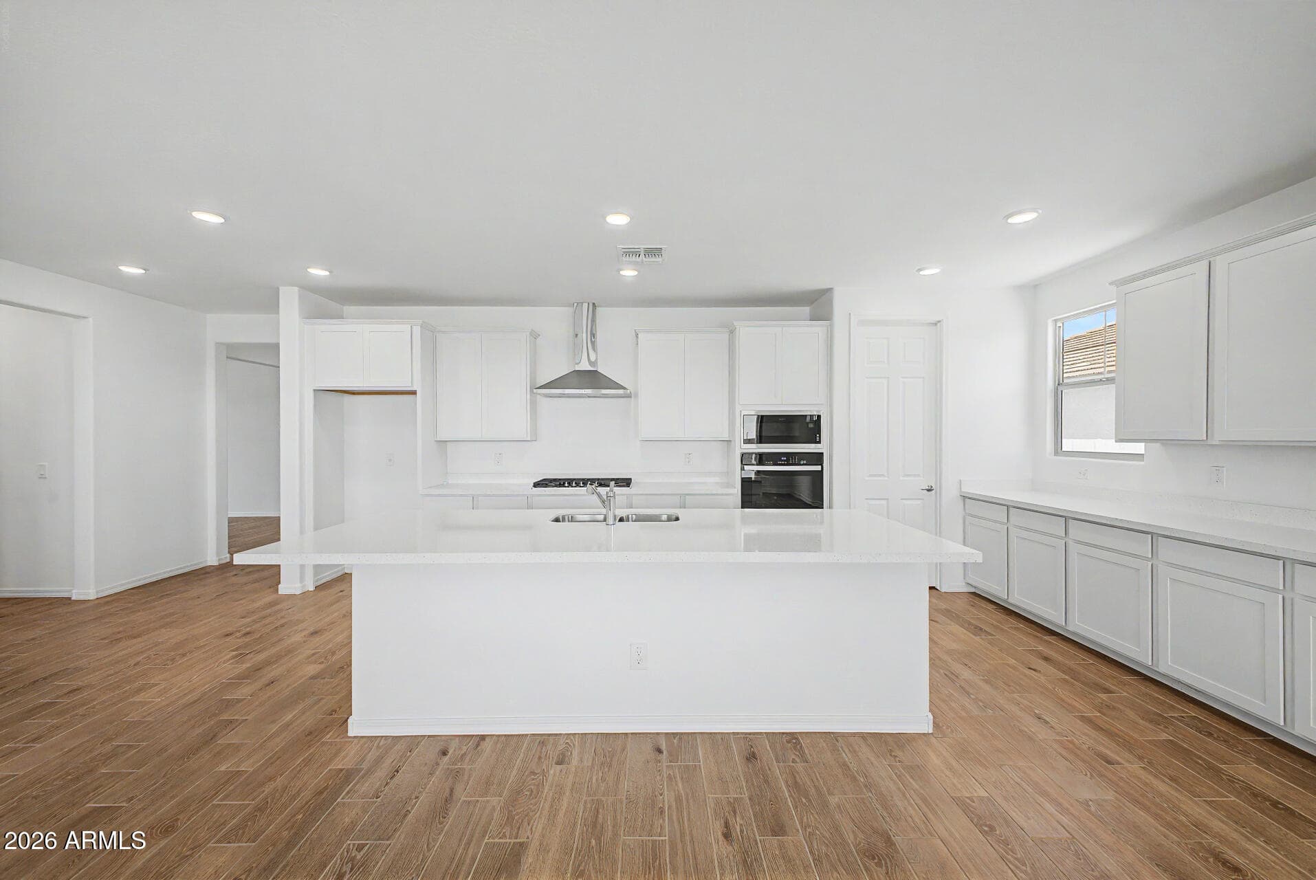 18597 W Tohono Drive — photo 2