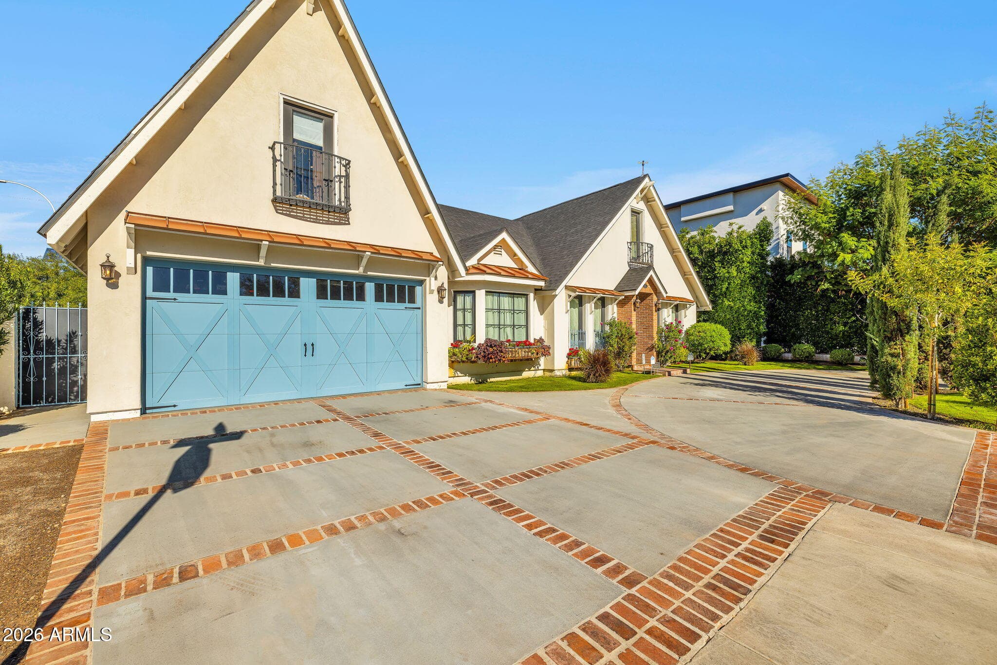 4402 E Turney Avenue — photo 3
