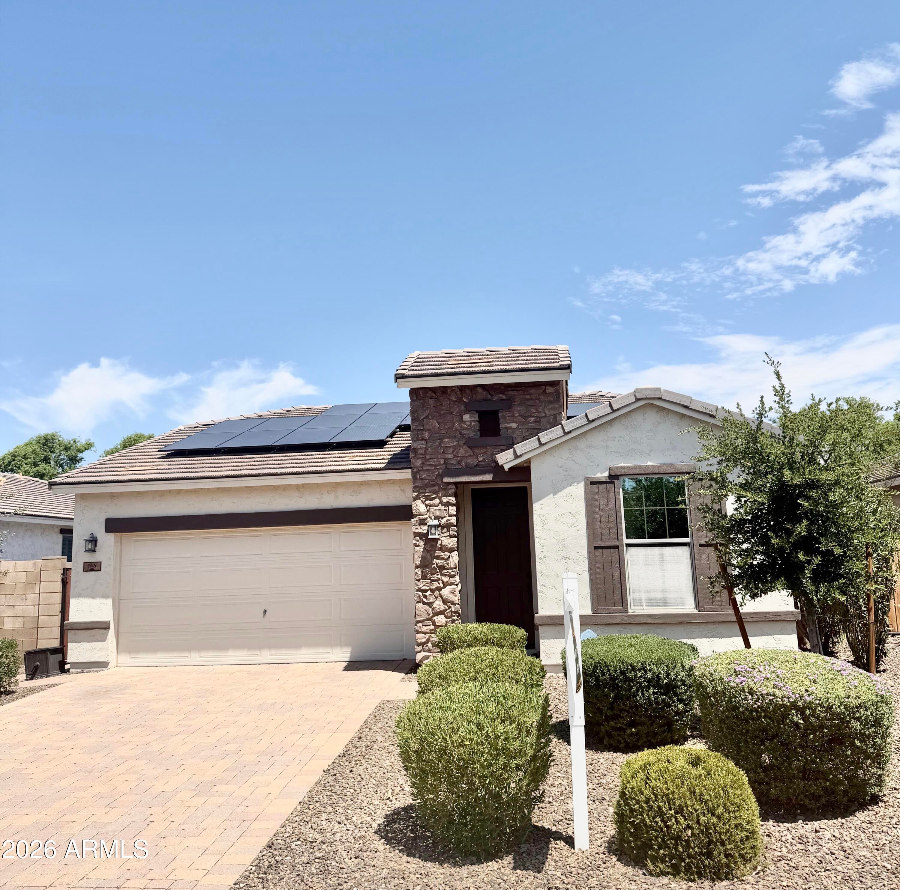 146 E Bernie Lane — photo 2