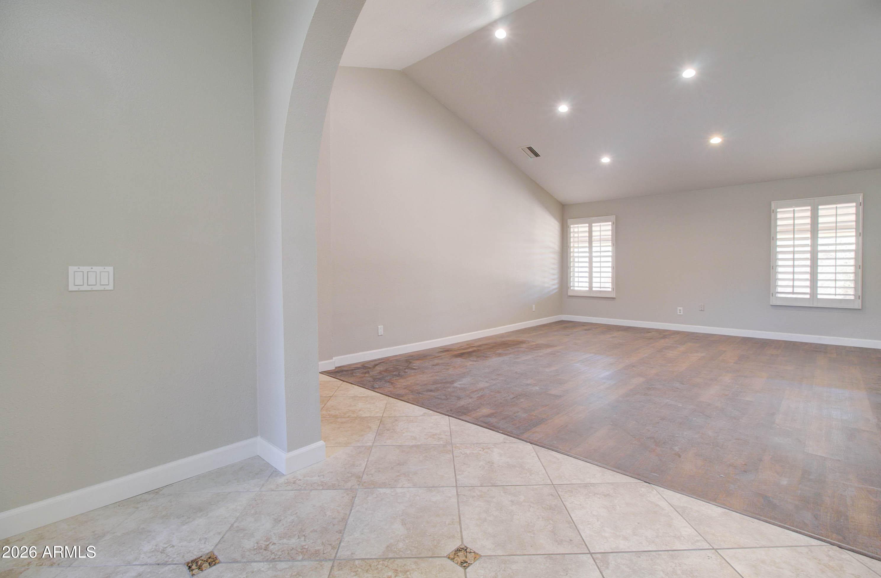4509 E Pearce Road — photo 7