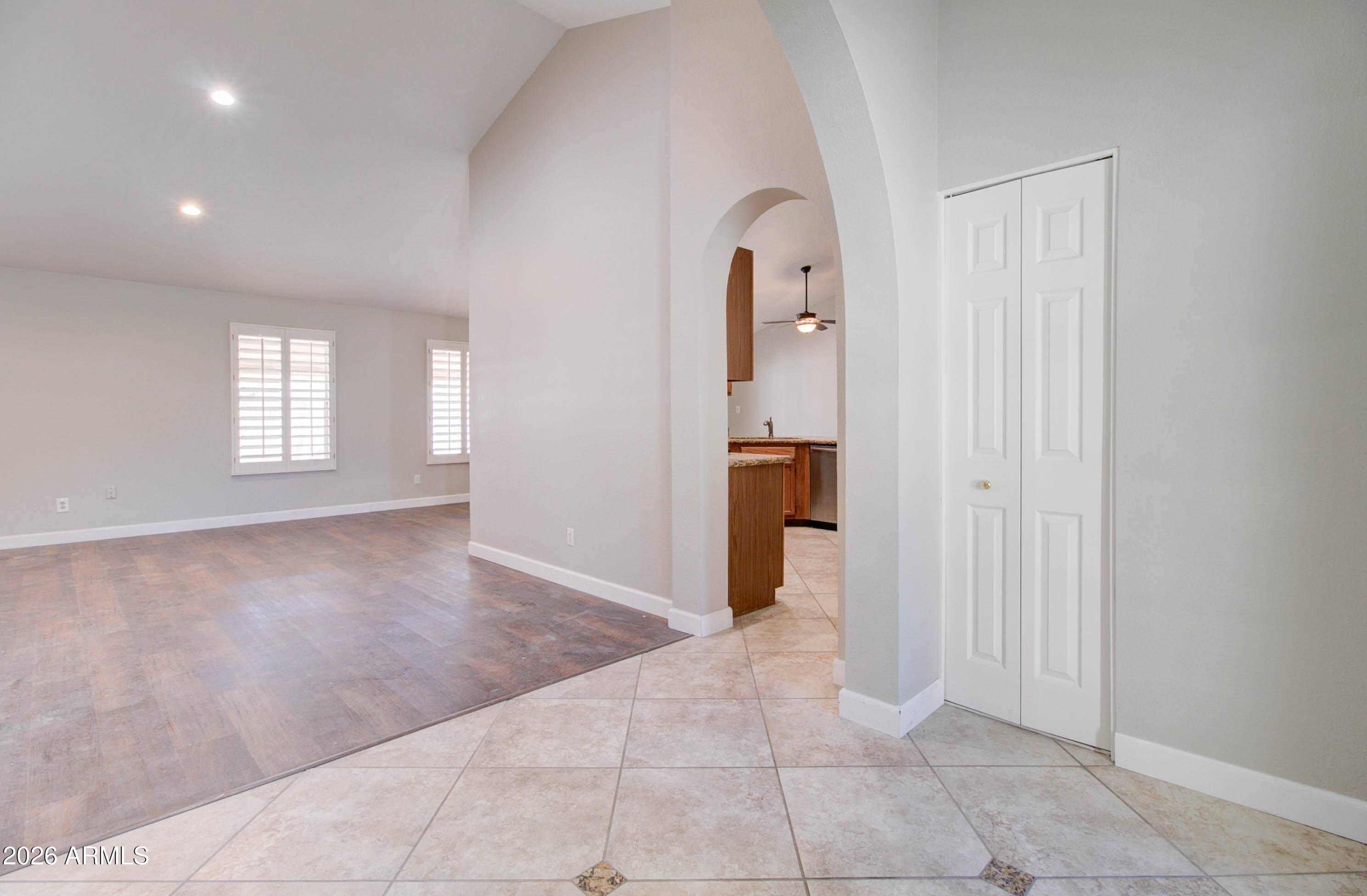 4509 E Pearce Road — photo 8