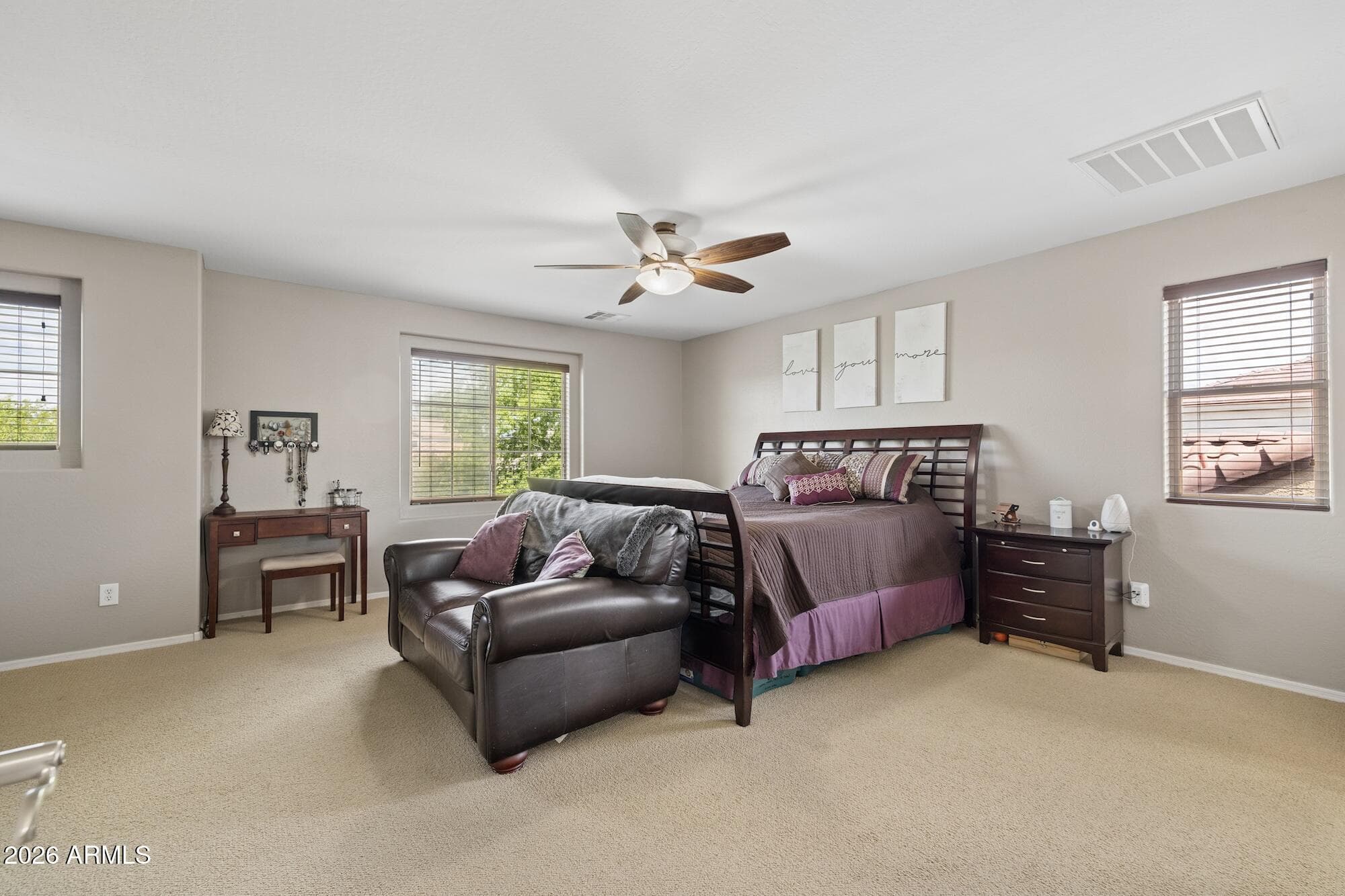 1709 S Penrose Drive — photo 3