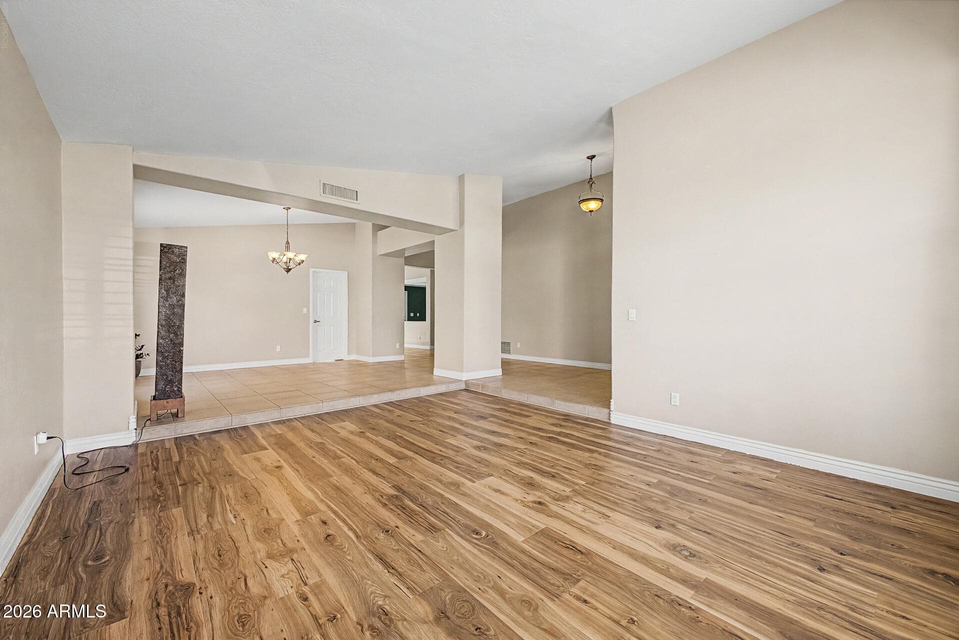5721 W Mariposa Grande Lane — photo 3