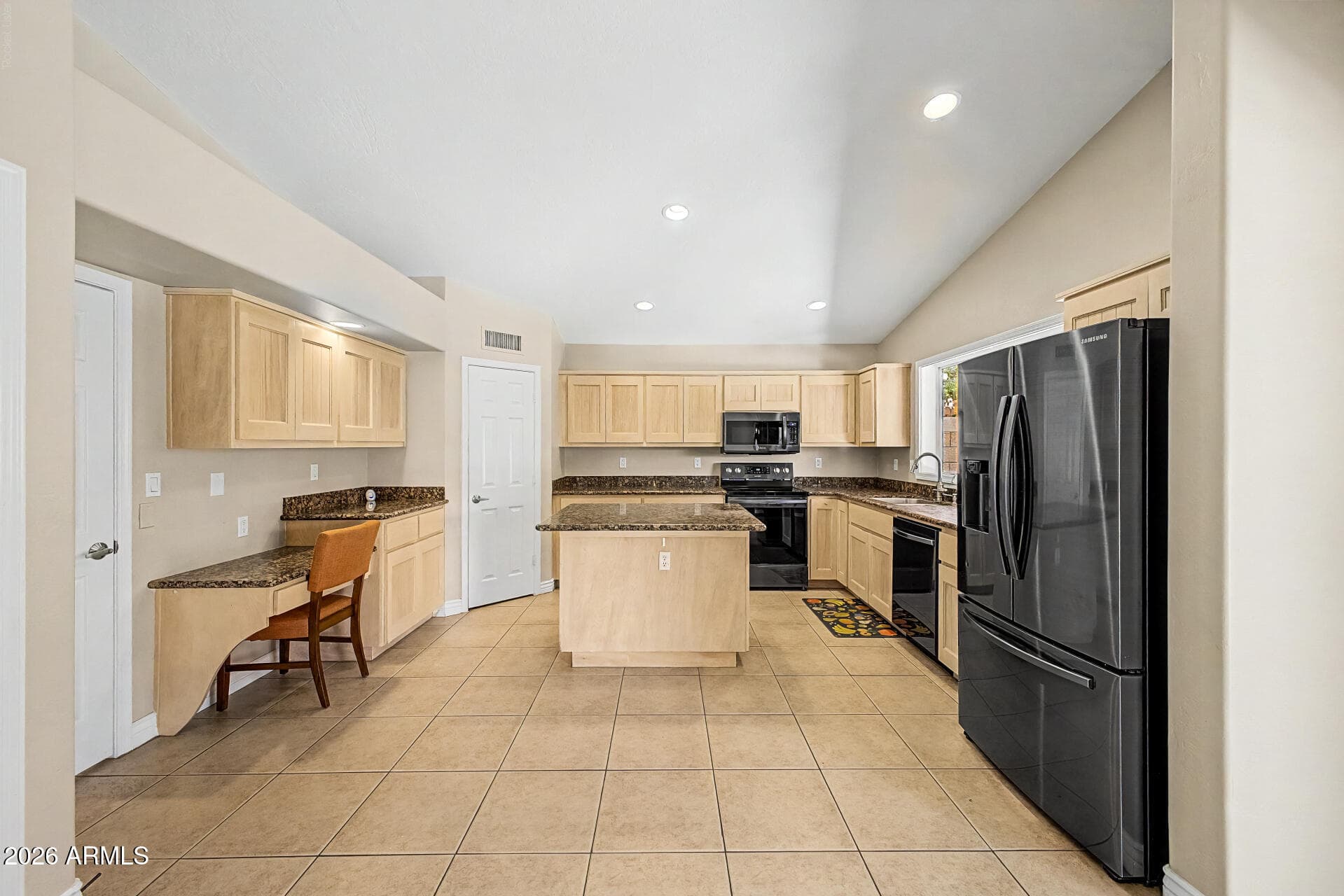 5721 W Mariposa Grande Lane — photo 6