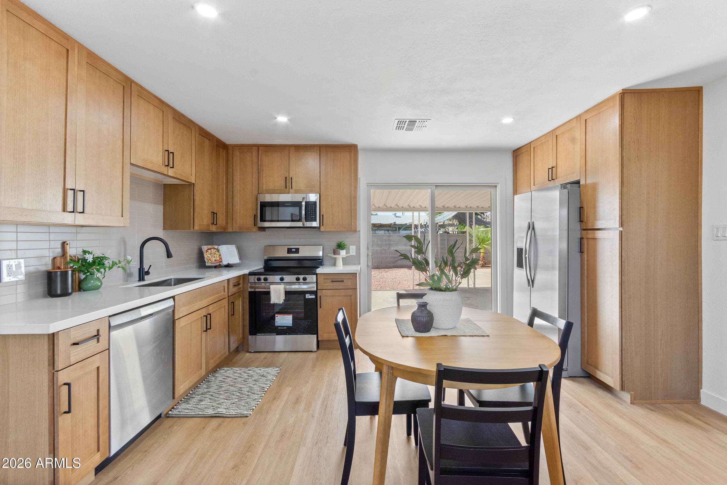 401 E Continental Drive — photo 5
