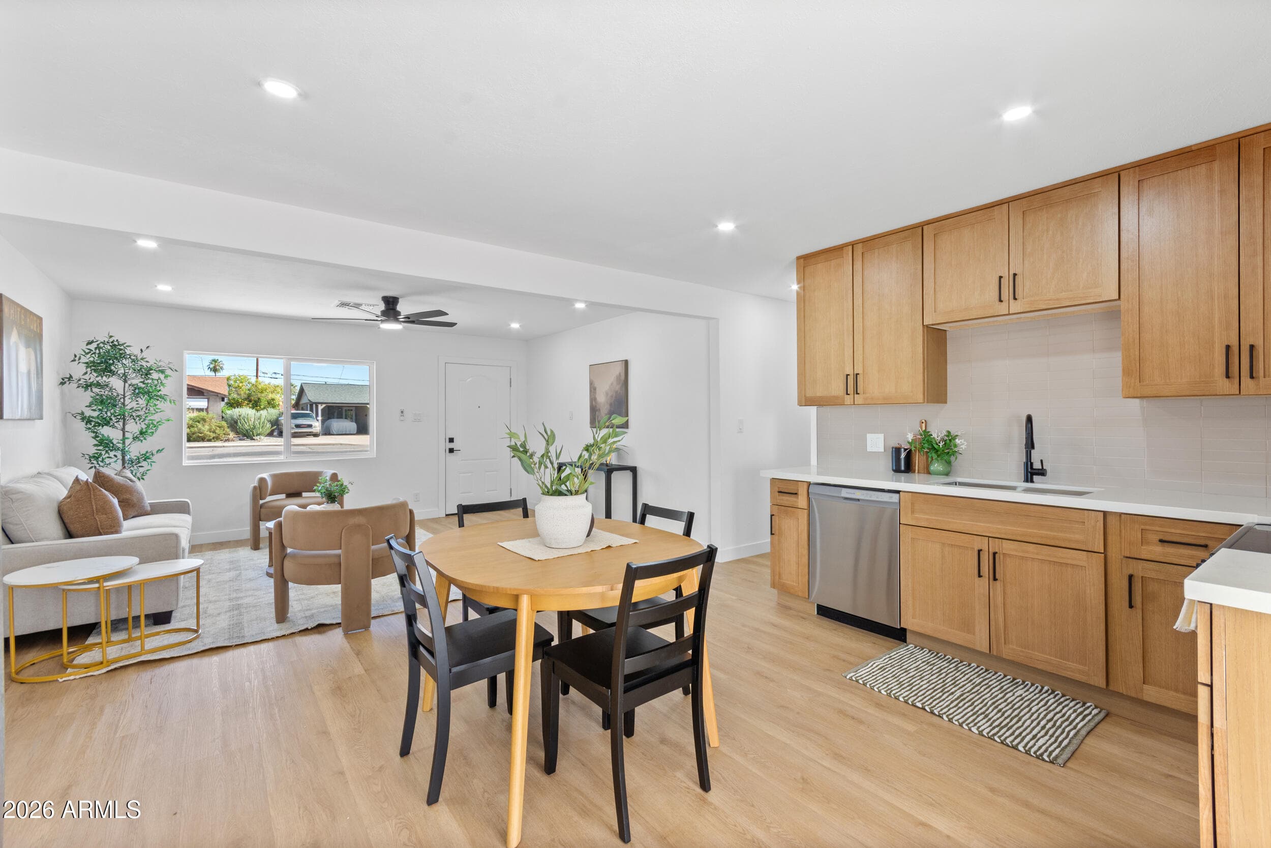 401 E Continental Drive — photo 6