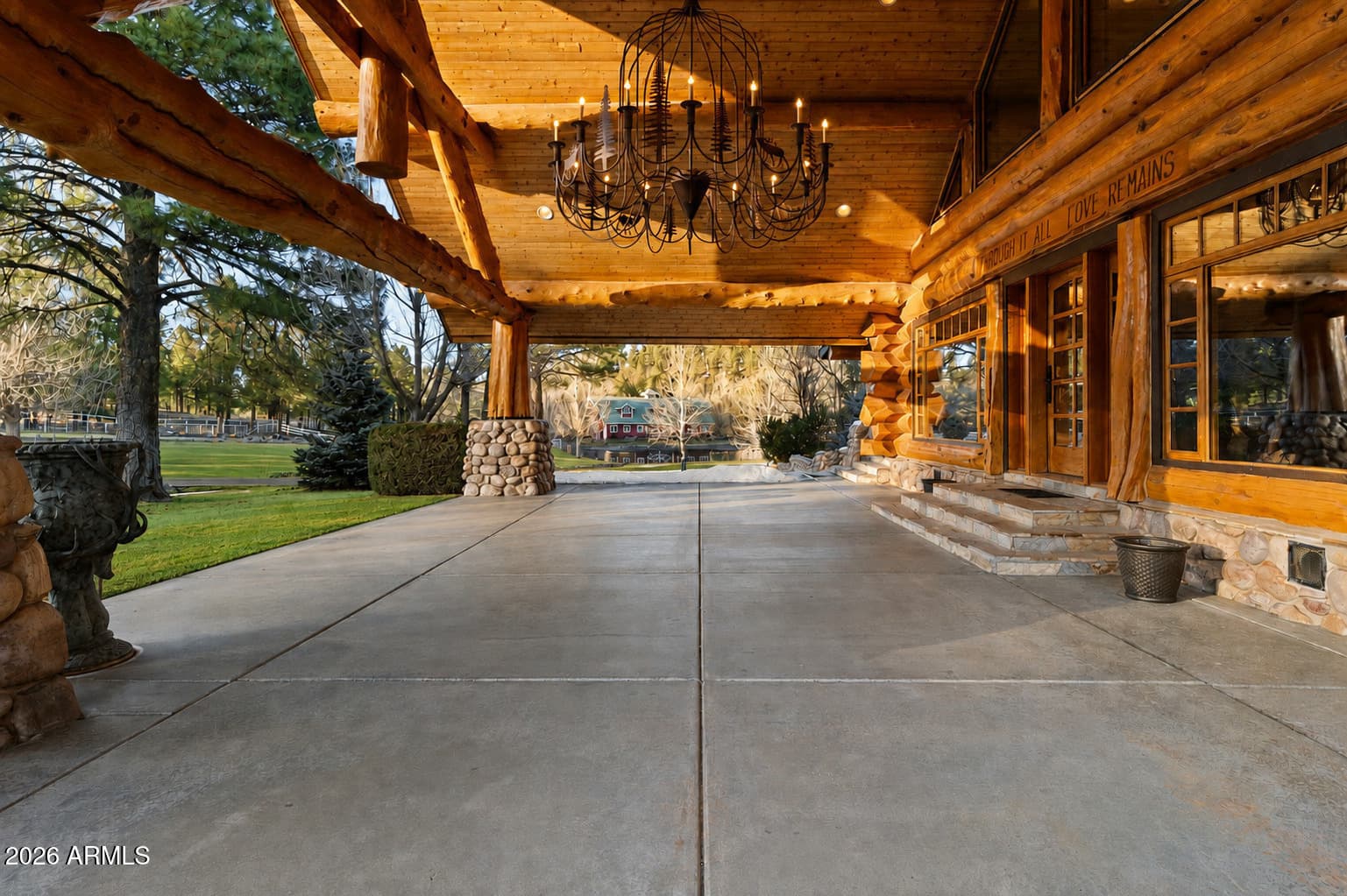 1613 Black Canyon Road — photo 8