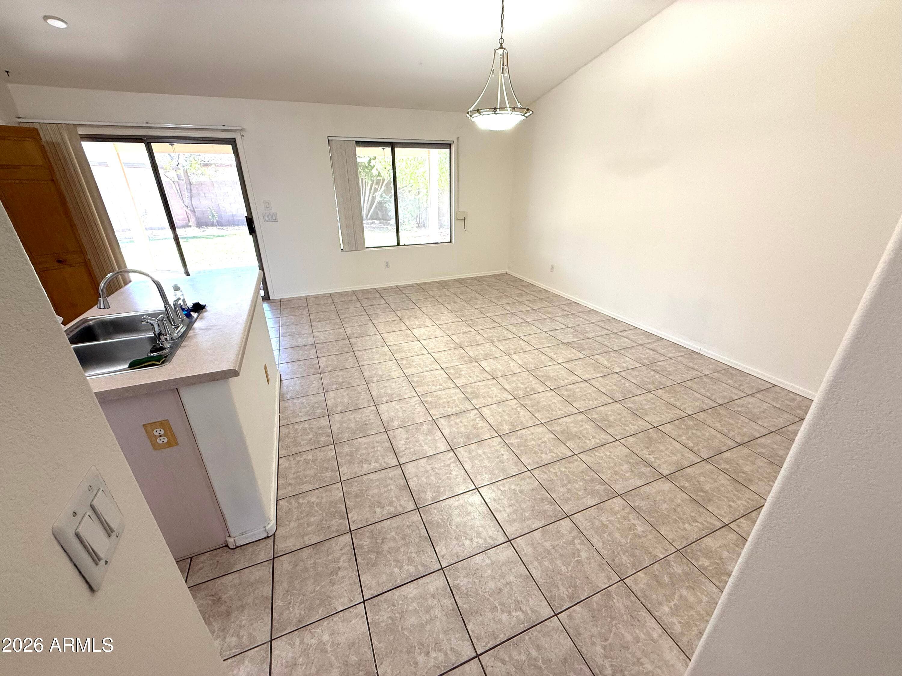 10781 W Robin Lane W — photo 6