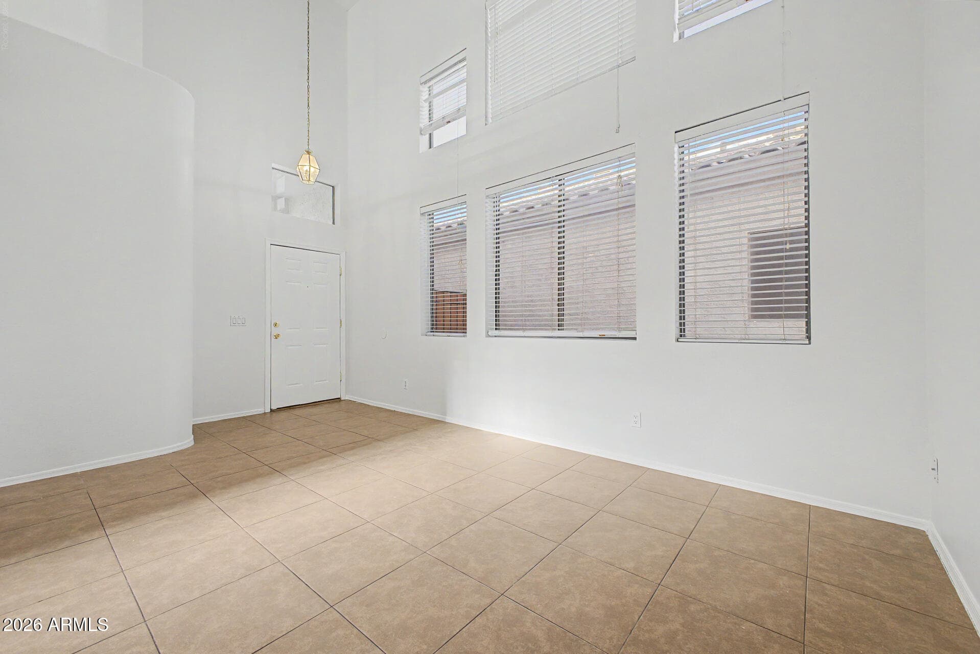 8371 W Melinda Lane — photo 5