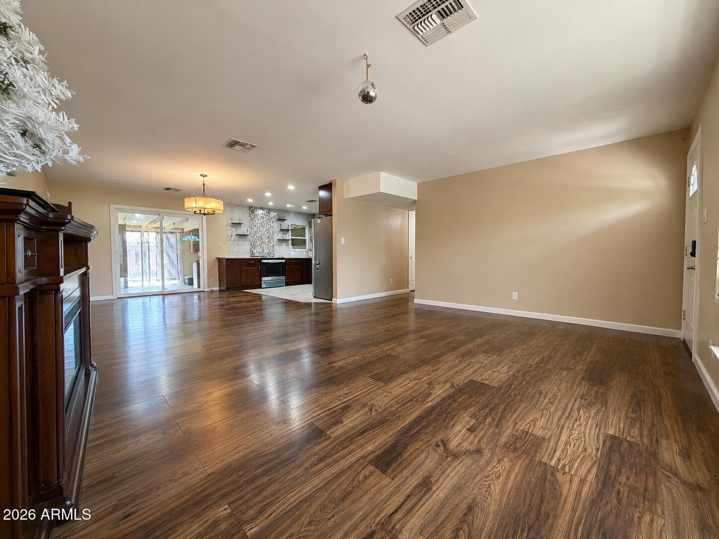 8701 E Cambridge Avenue — photo 3