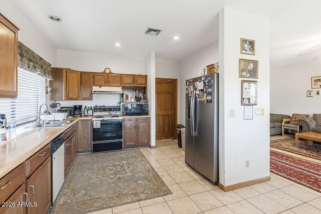 6420 W Evans Drive — photo 8