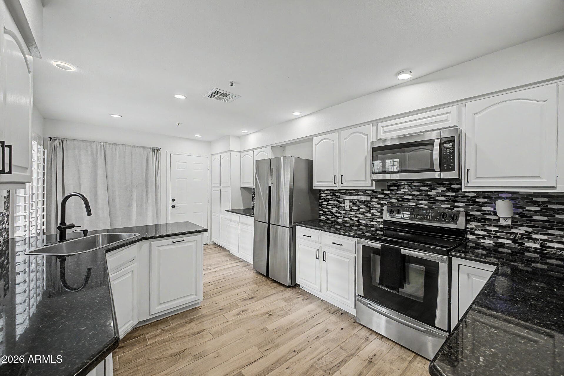 8300 E Via De Ventura Boulevard 1002 — photo 3